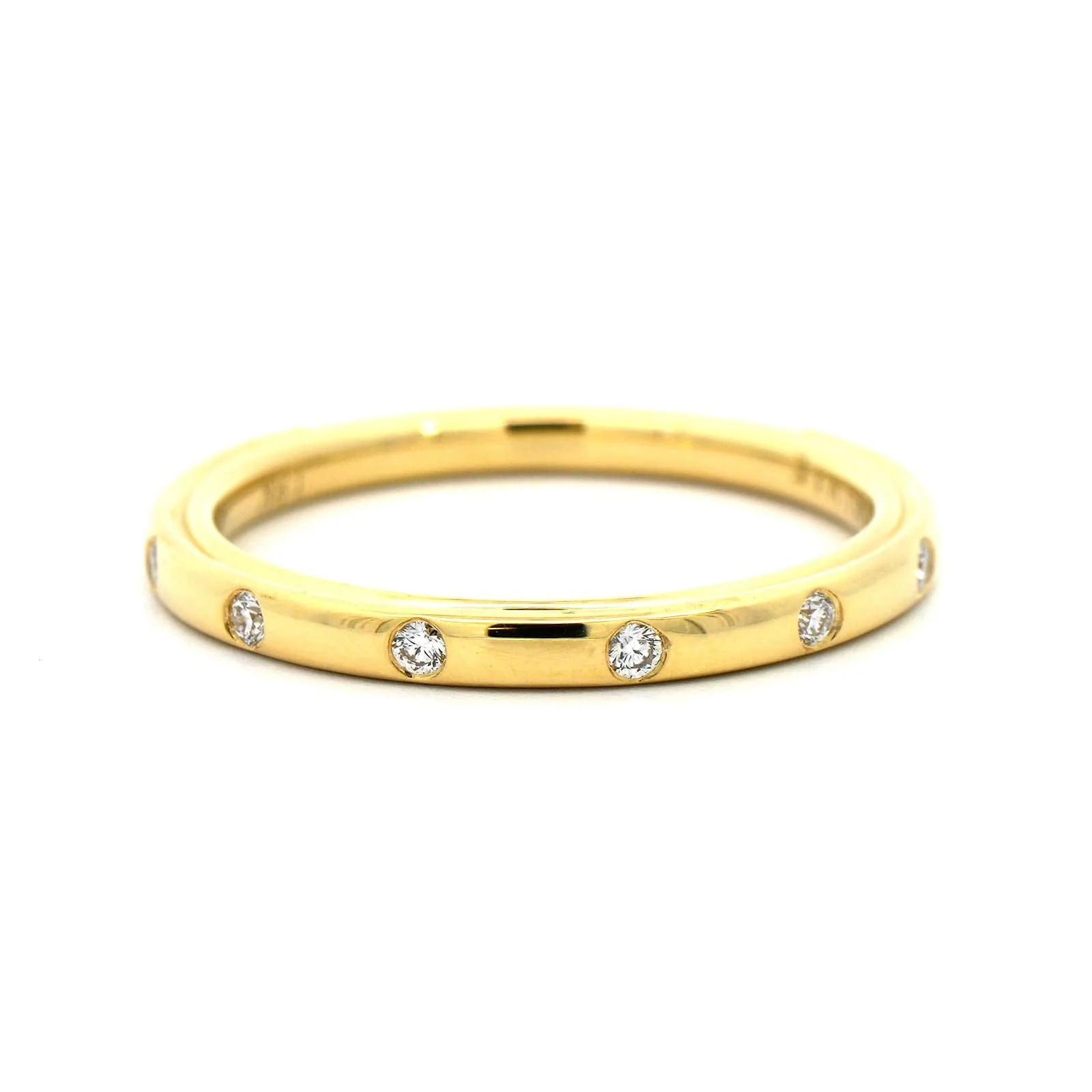 18K Yellow Gold Burnished Set Diamond Wedding Ring - Image 5