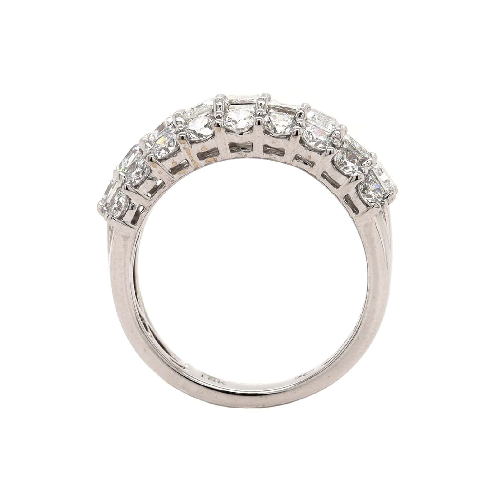 18K White Gold Baguette and Round Diamond Prong Set Band - Image 3