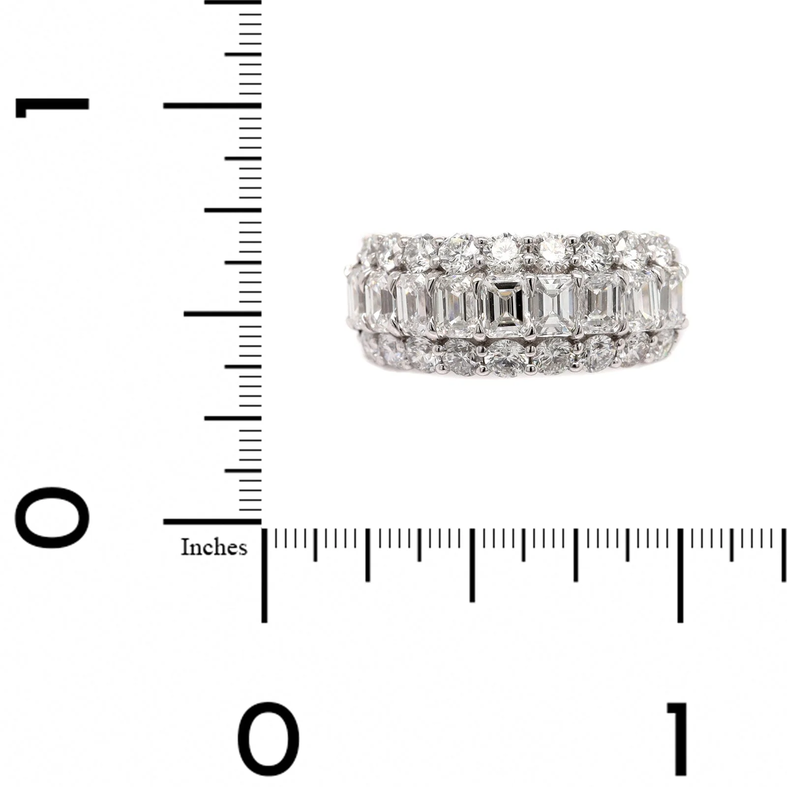 18K White Gold Baguette and Round Diamond Prong Set Band - Image 4