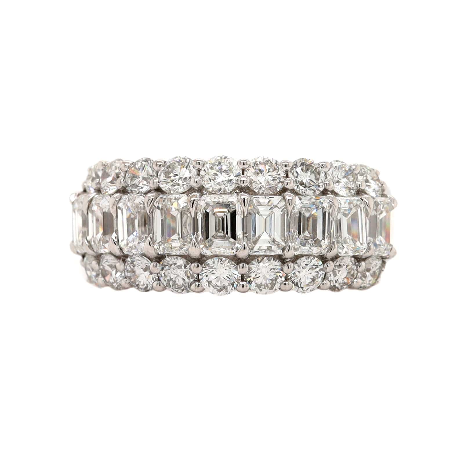 18K White Gold Baguette and Round Diamond Prong Set Band - Image 5