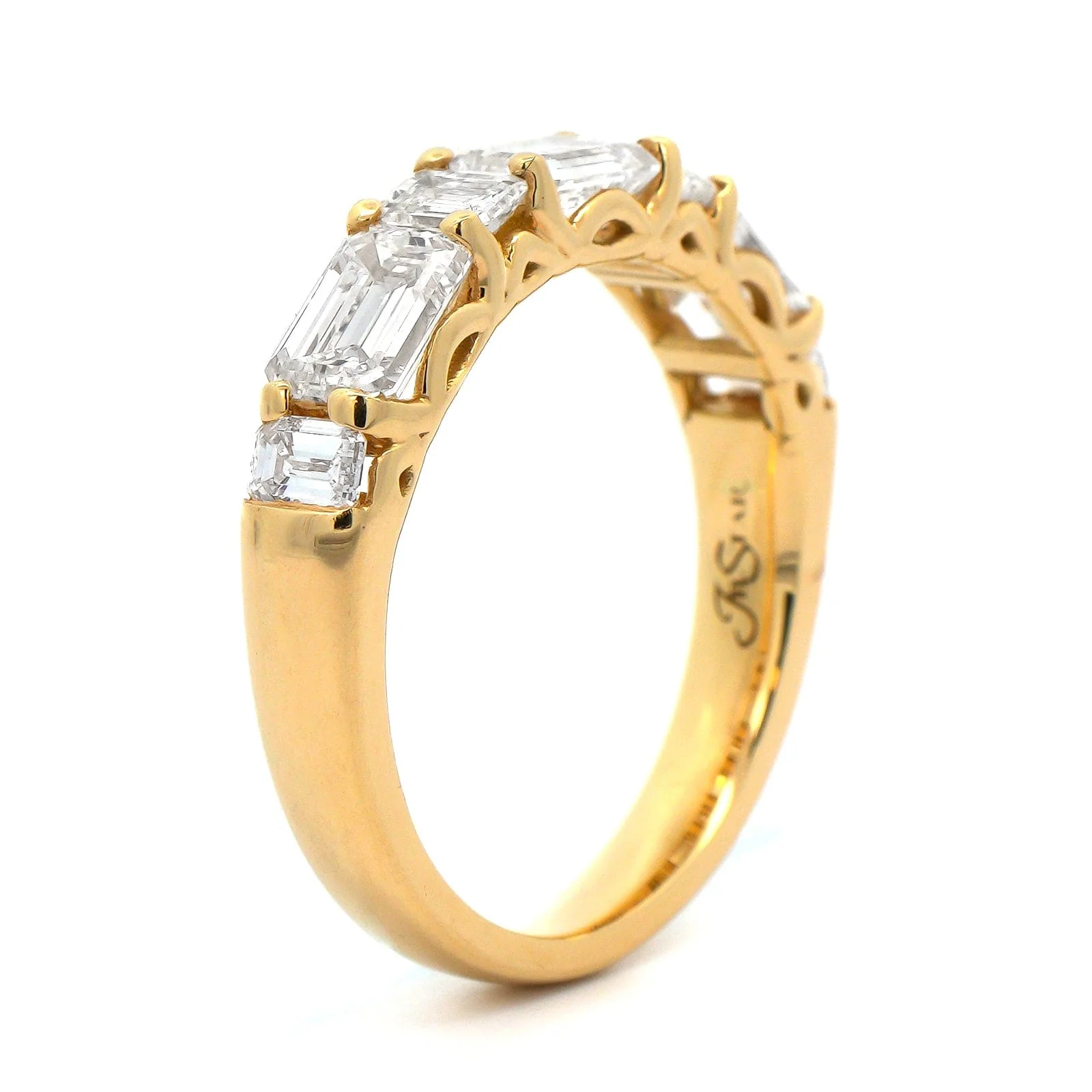 18K Yellow Gold 7 Stone Emerald Cut 2CTW Diamond Band - Image 2