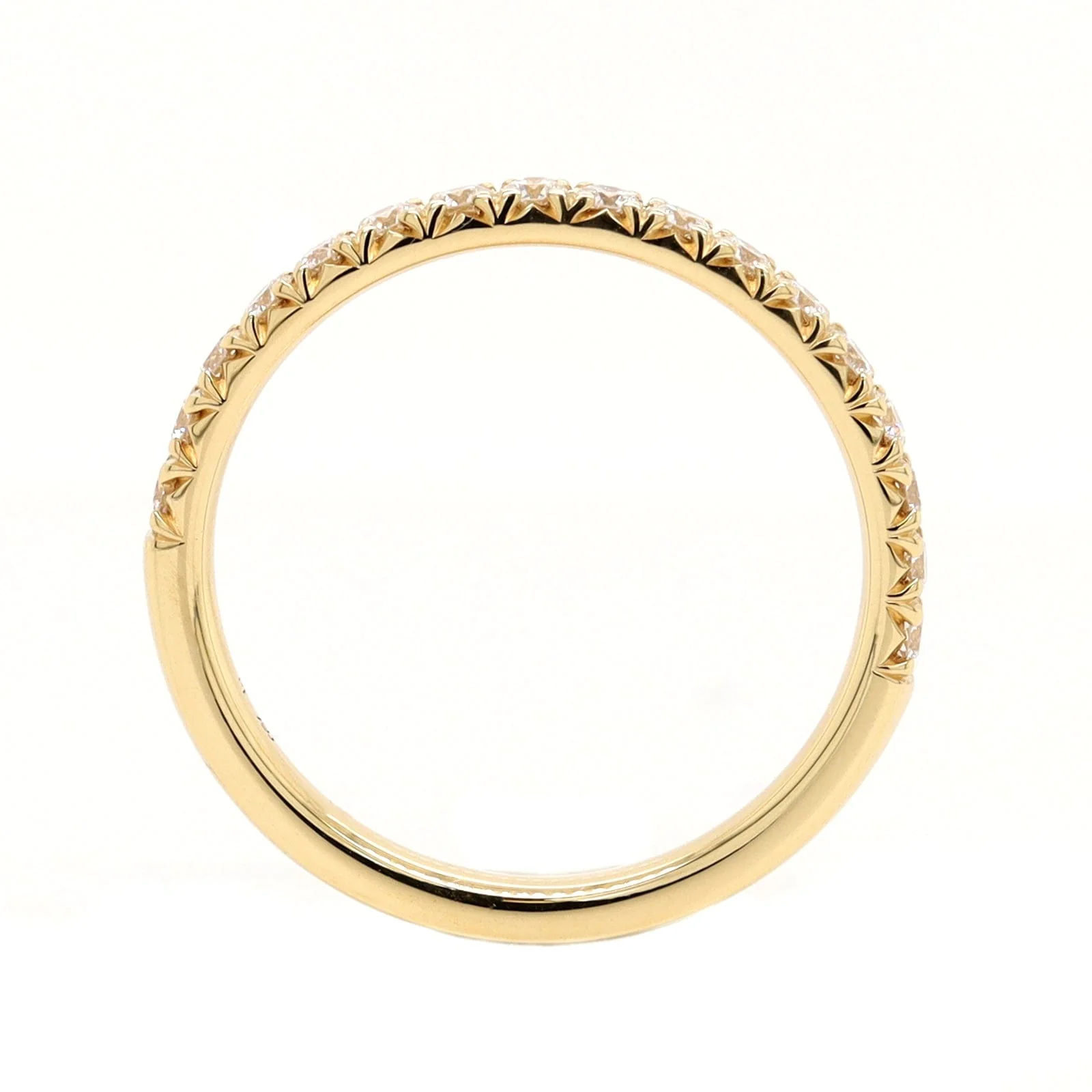 18K Yellow Gold Fishtail Diamond Band - Image 3