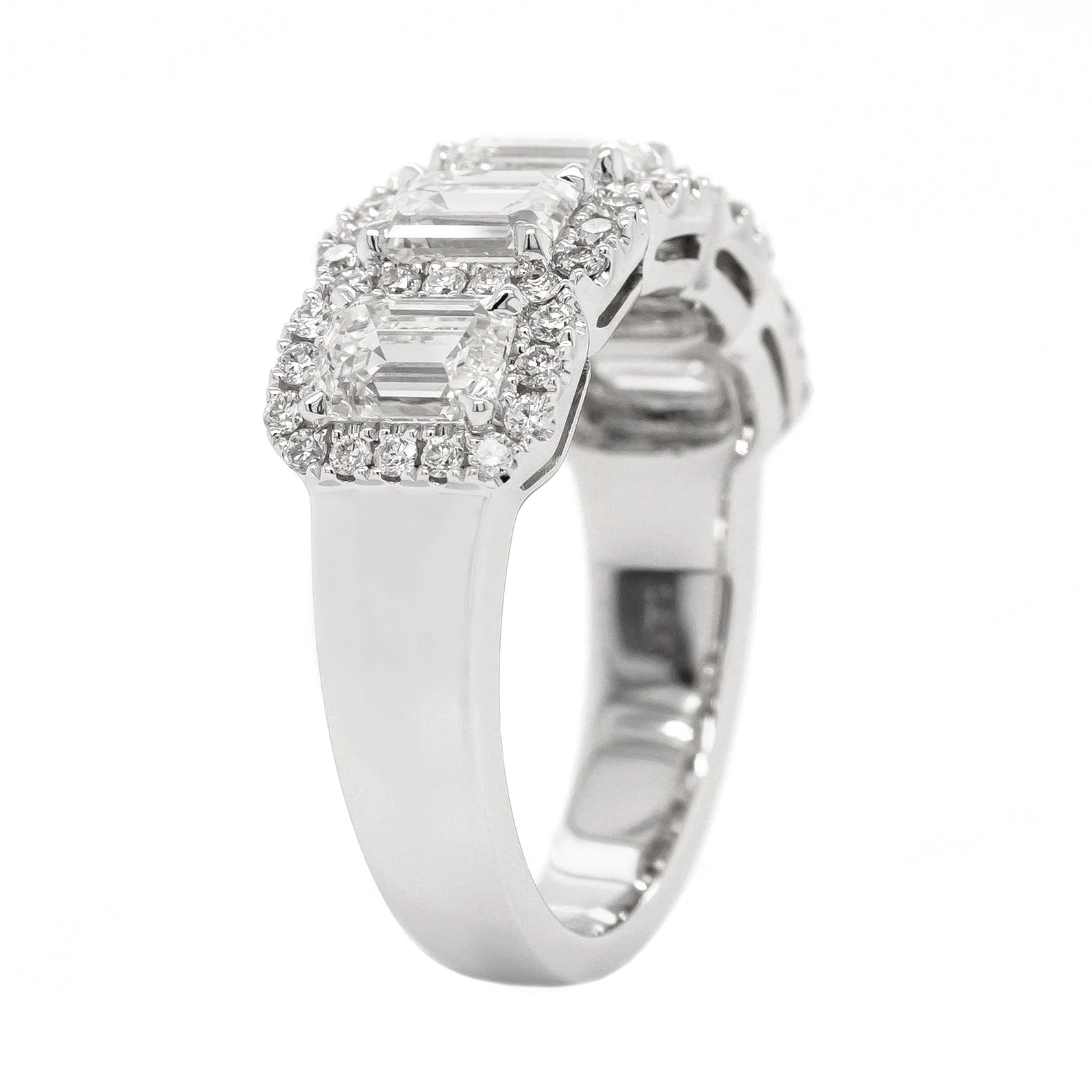18K White Gold 5 Stone Emerald Cut 2.90CTW Diamond Band - Image 2