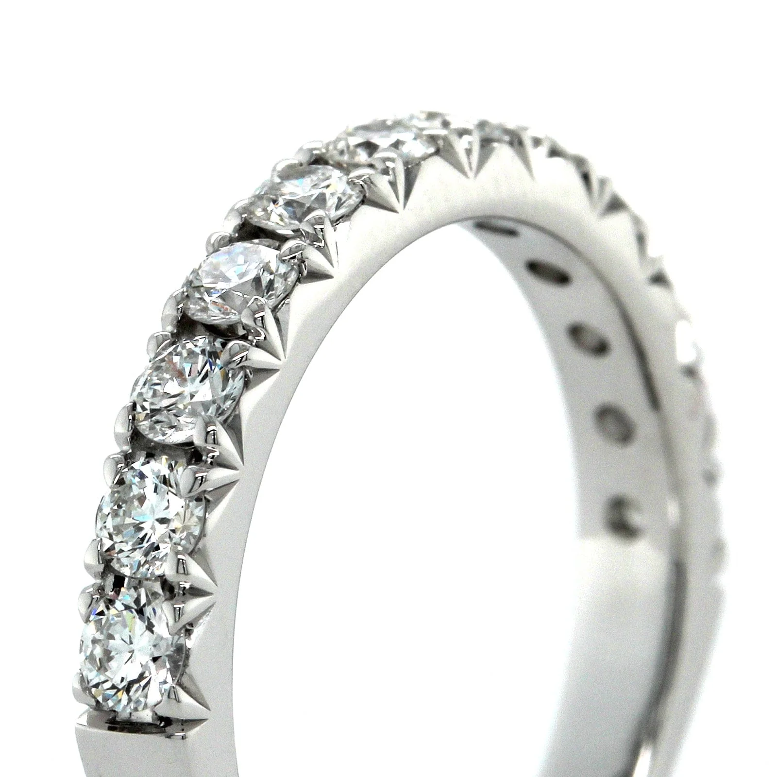 18K White Gold Prong Set Diamond Band - Image 4