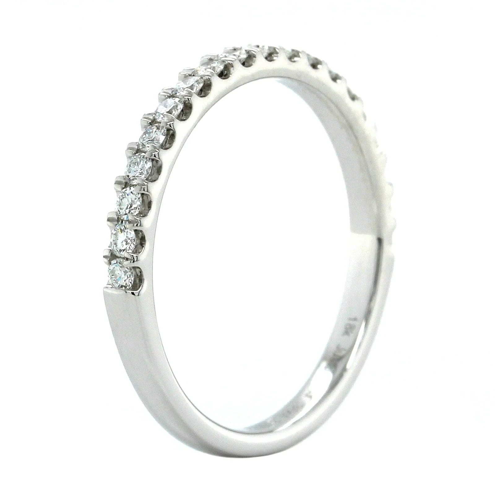 18K White Gold Prong Set 19 Stone Diamond Band - Image 2