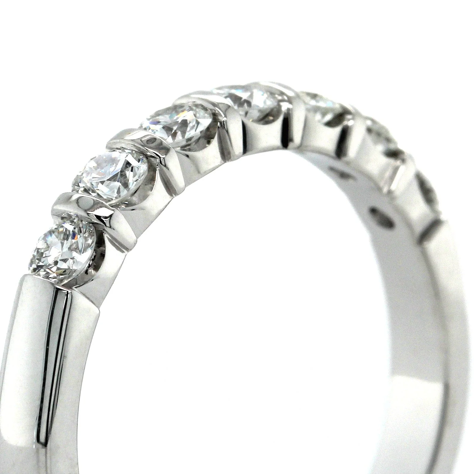 18k White Gold 7 Stone Bar Set Diamond Band - Image 4