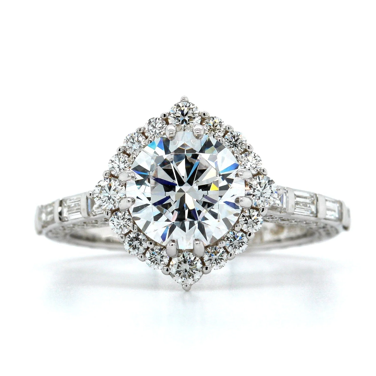 18K White Gold Vintage Style Diamond Engagement Ring Setting - Image 4