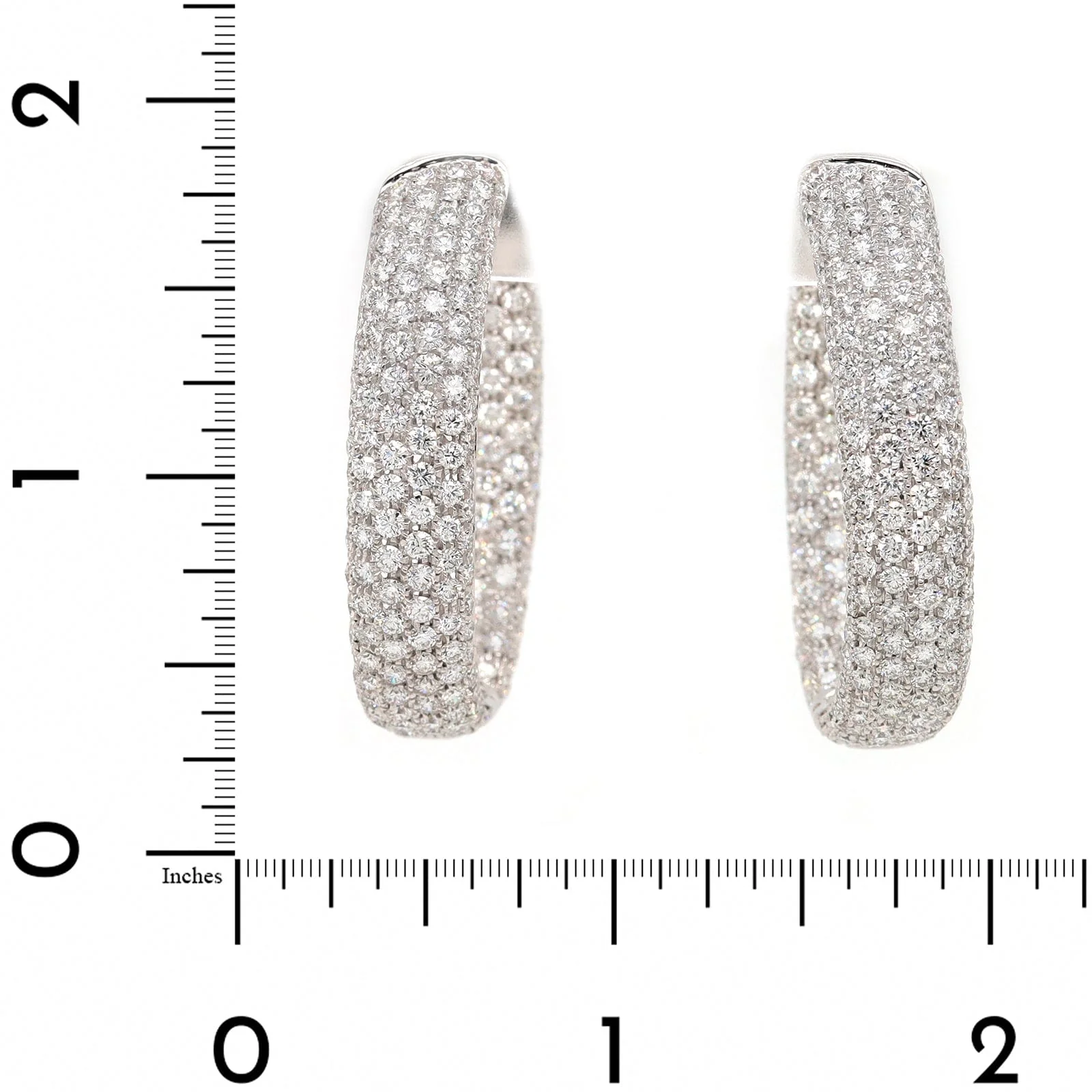 Leo Pizzo 18K White Gold Inside Out Pave Diamond Oval Hoop Earrings - Image 2