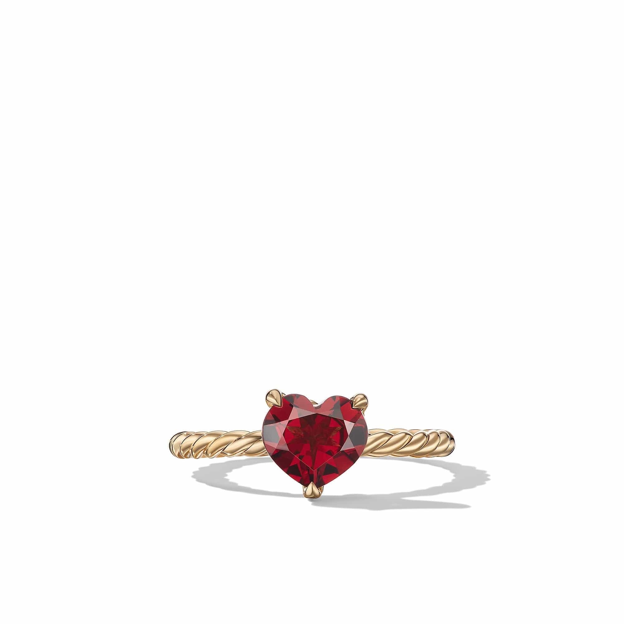 Chatelaine® Heart Ring in 18K Yellow Gold with Garnet