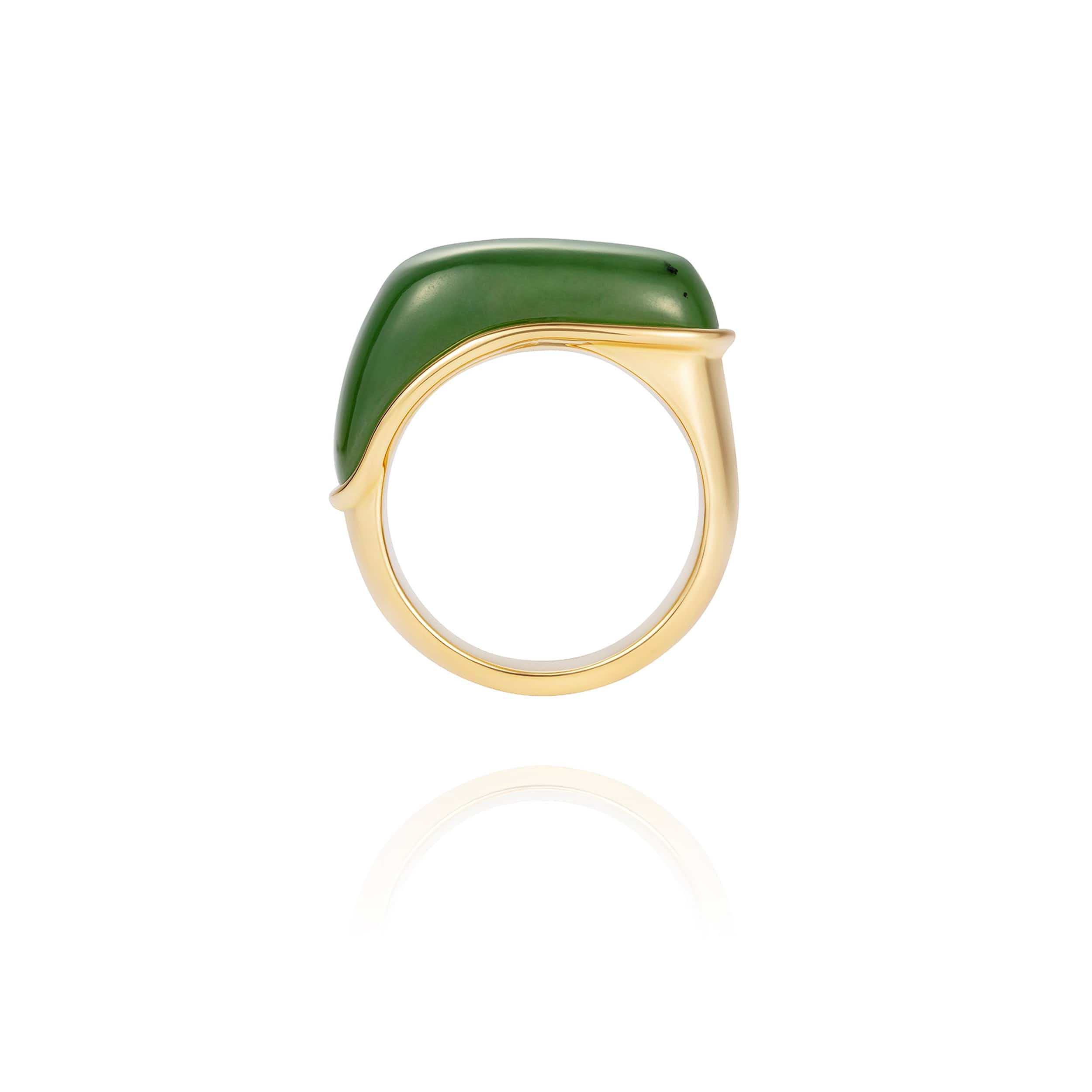 Fernando Jorge 18K Yellow Gold and Nephrite Jade Oblong Ring - Image 2