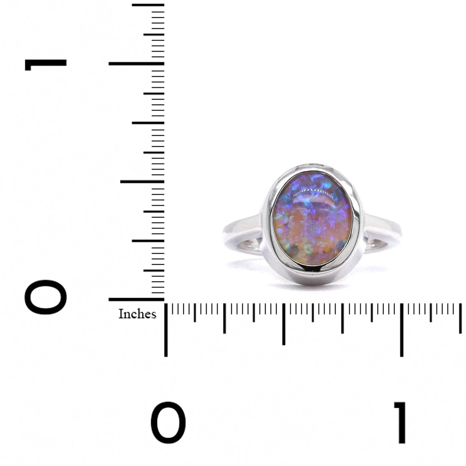 18K White Gold Oval Opal Ring - Image 3