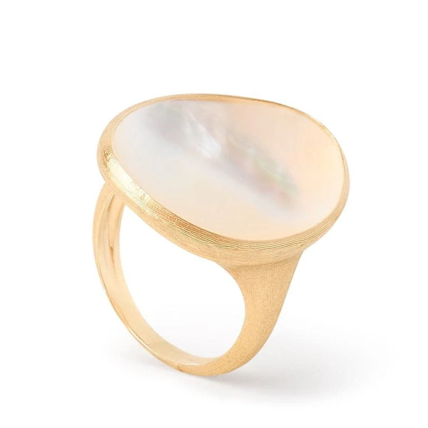 Marco Bicego Lunaria 18K Yellow Gold Mother of Pearl Ring - Image 3