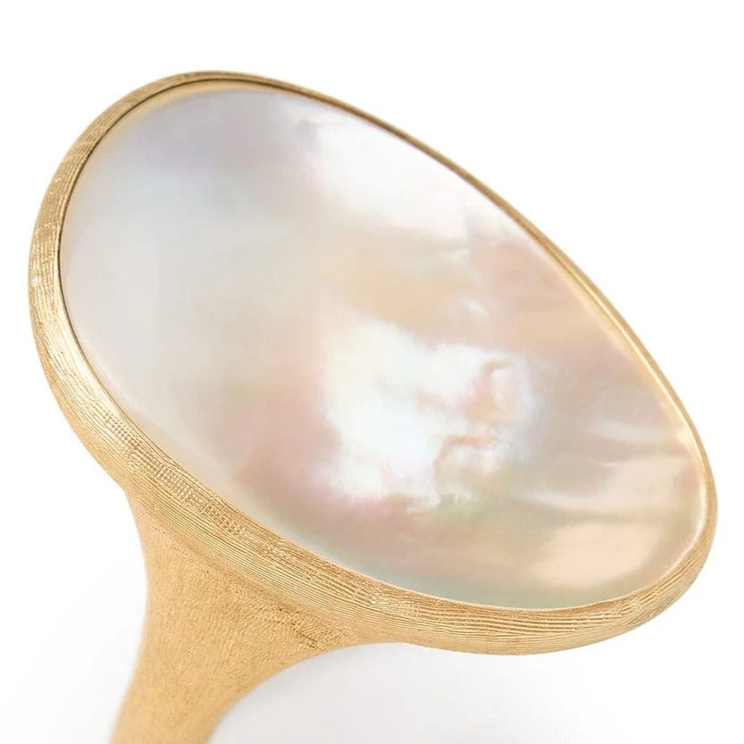Marco Bicego Lunaria 18K Yellow Gold Mother of Pearl Ring - Image 4