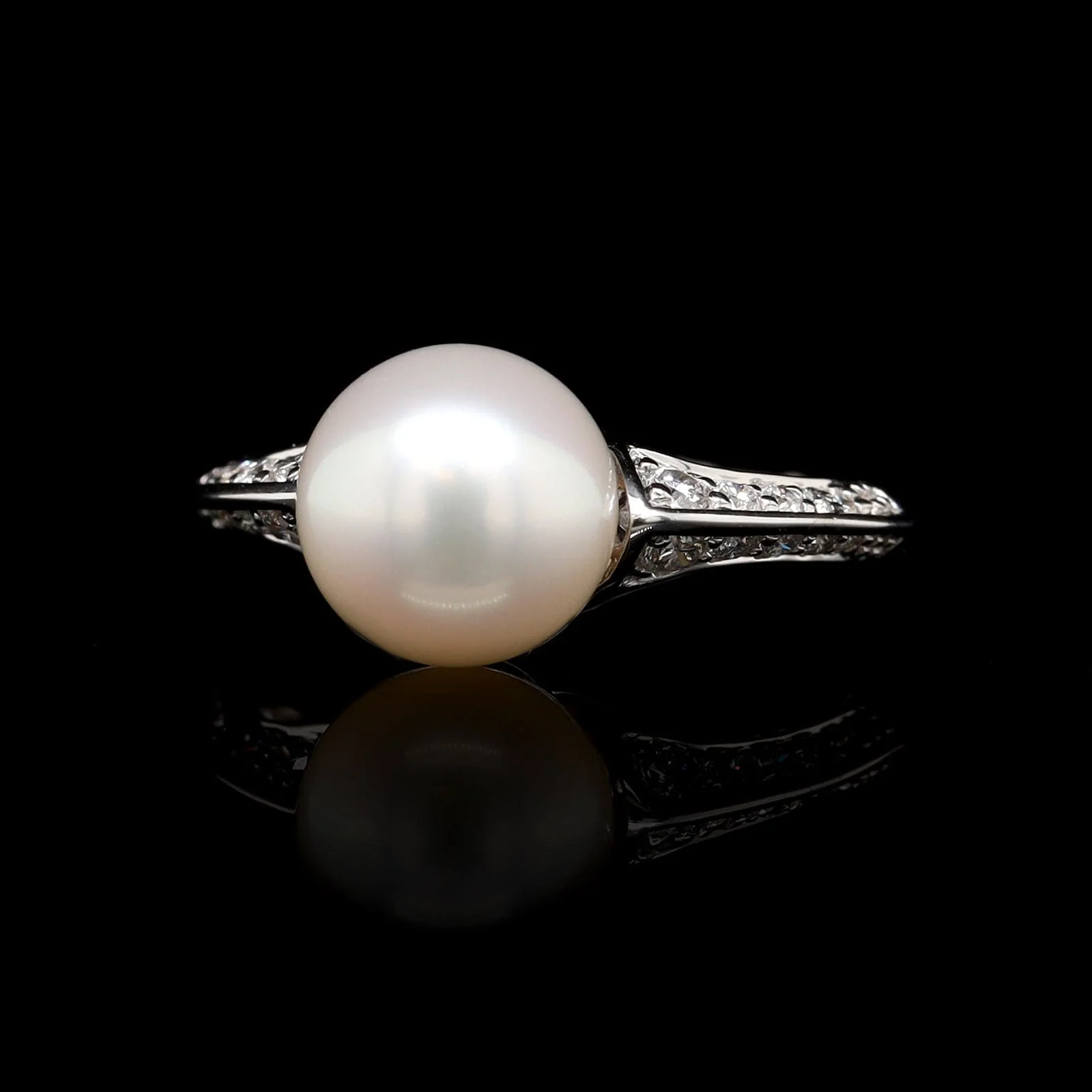 Mastoloni 18K White Gold Estate Cultured Pearl and Diamond Ring
