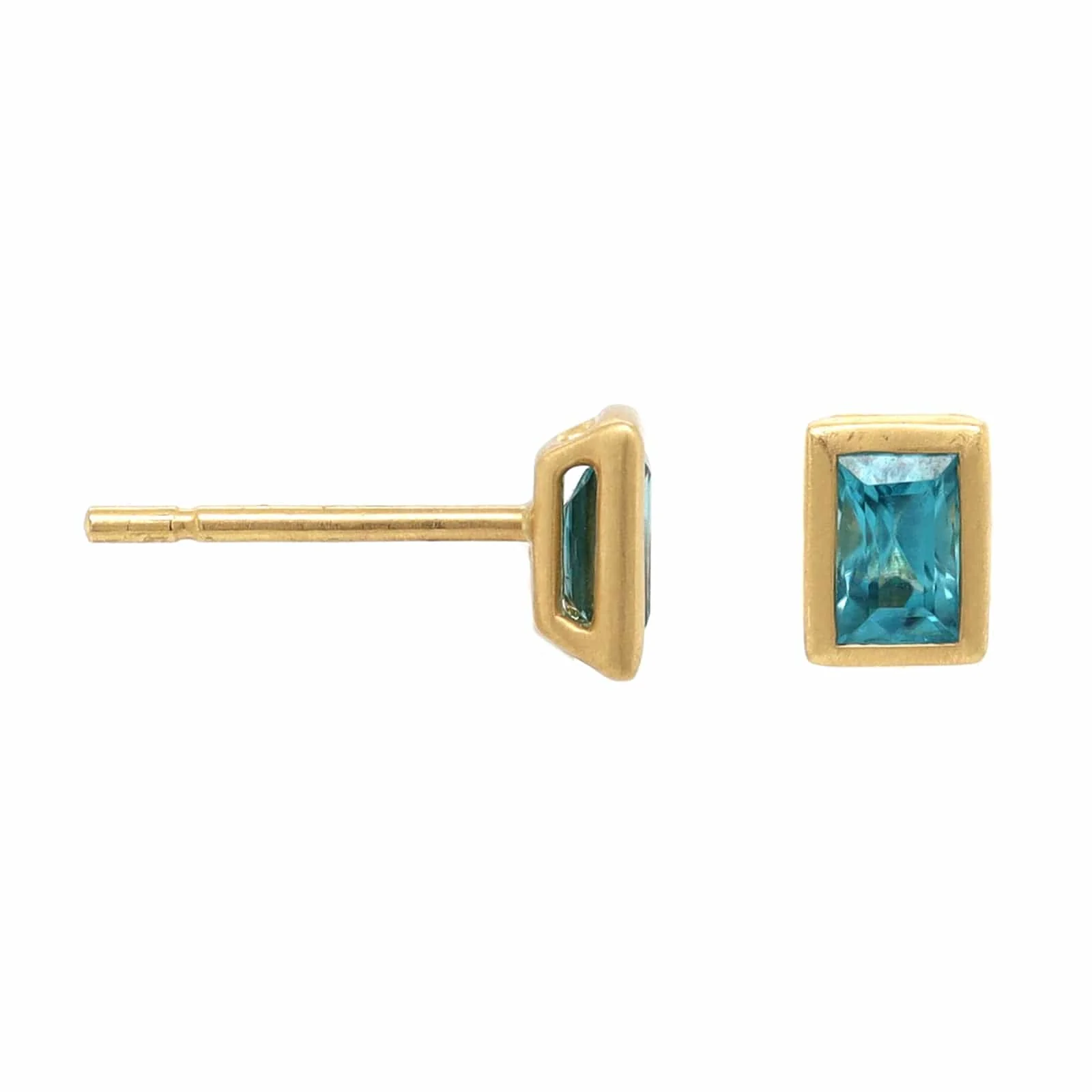 18K Yellow Gold Blue Zircon Stud Earrings