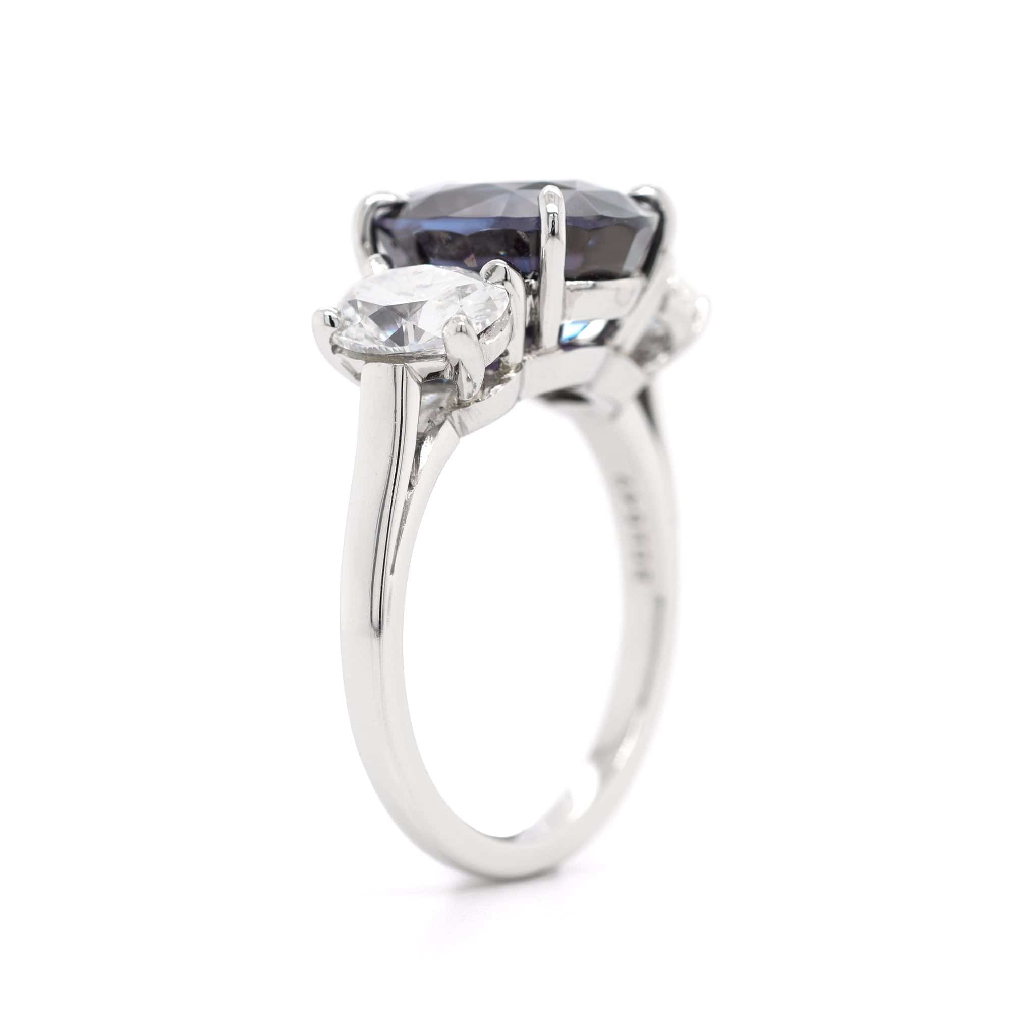 Oscar Heyman Platinum Alexandrite and Diamond Three Stone Ring - Image 3