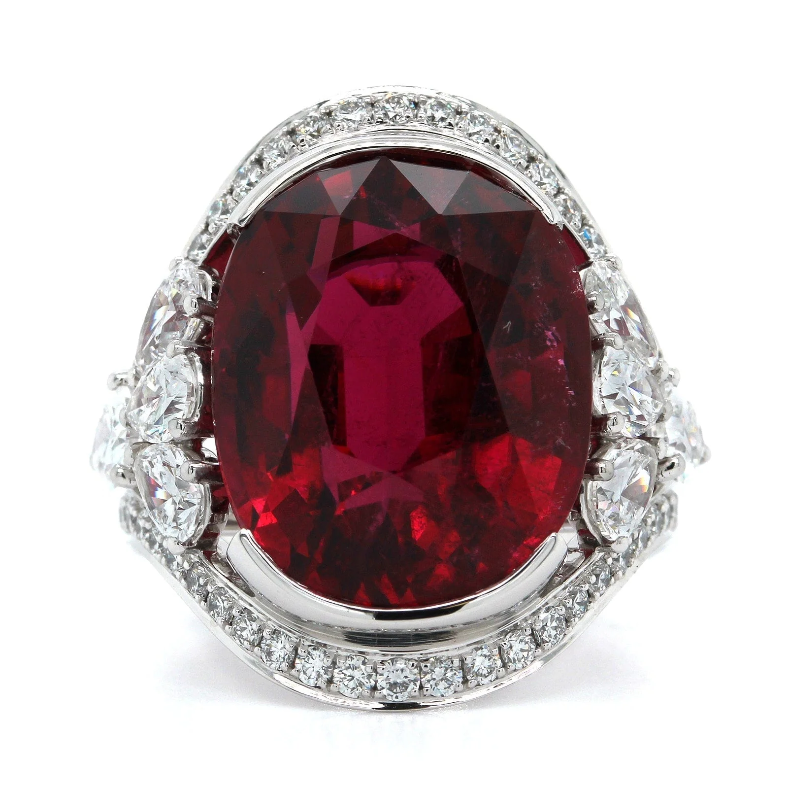 18K White Gold Cushion Red Rubellite Diamond Ring - Image 4