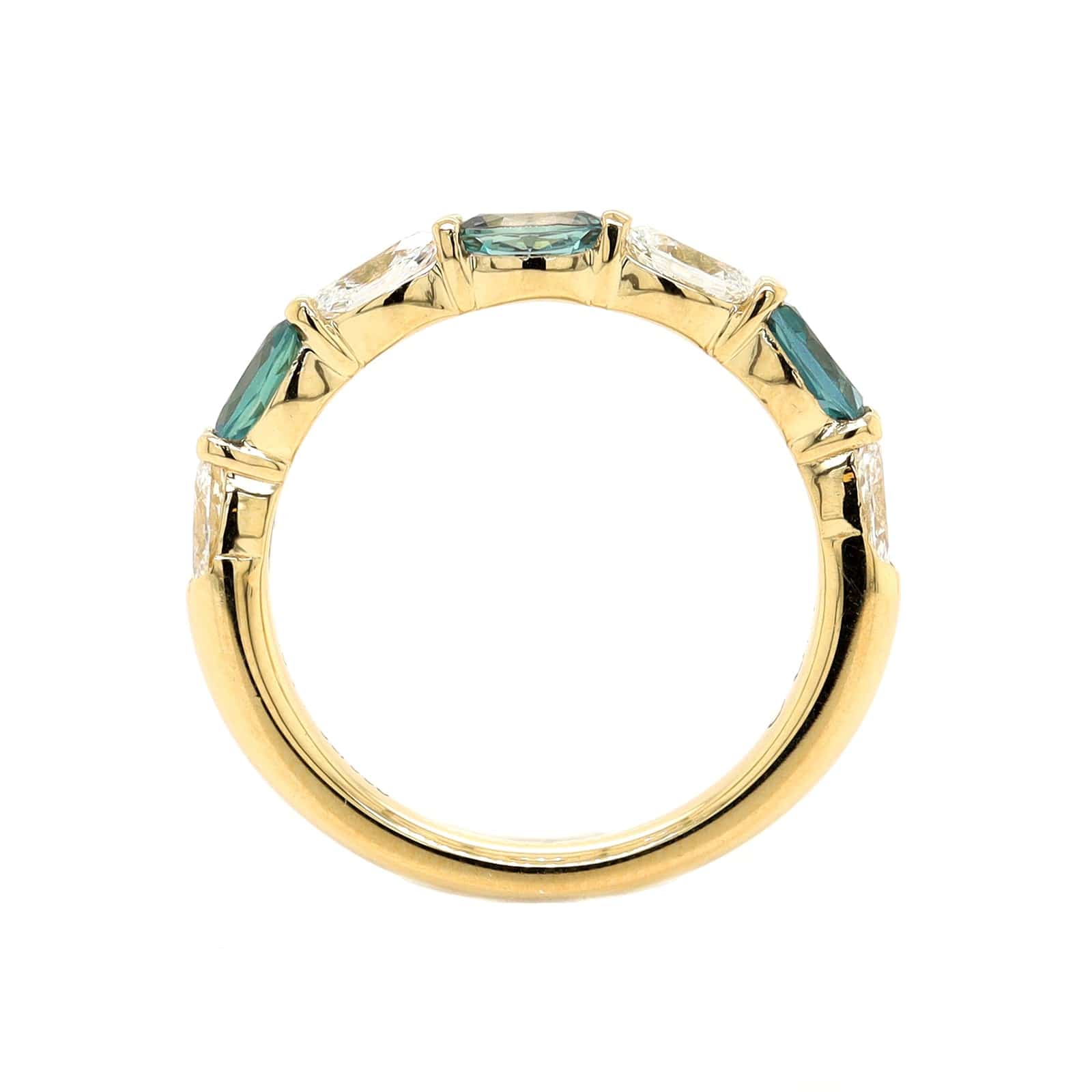 18K Yellow Gold Alternating Oval Alexandrite and Diamond Band - Image 3