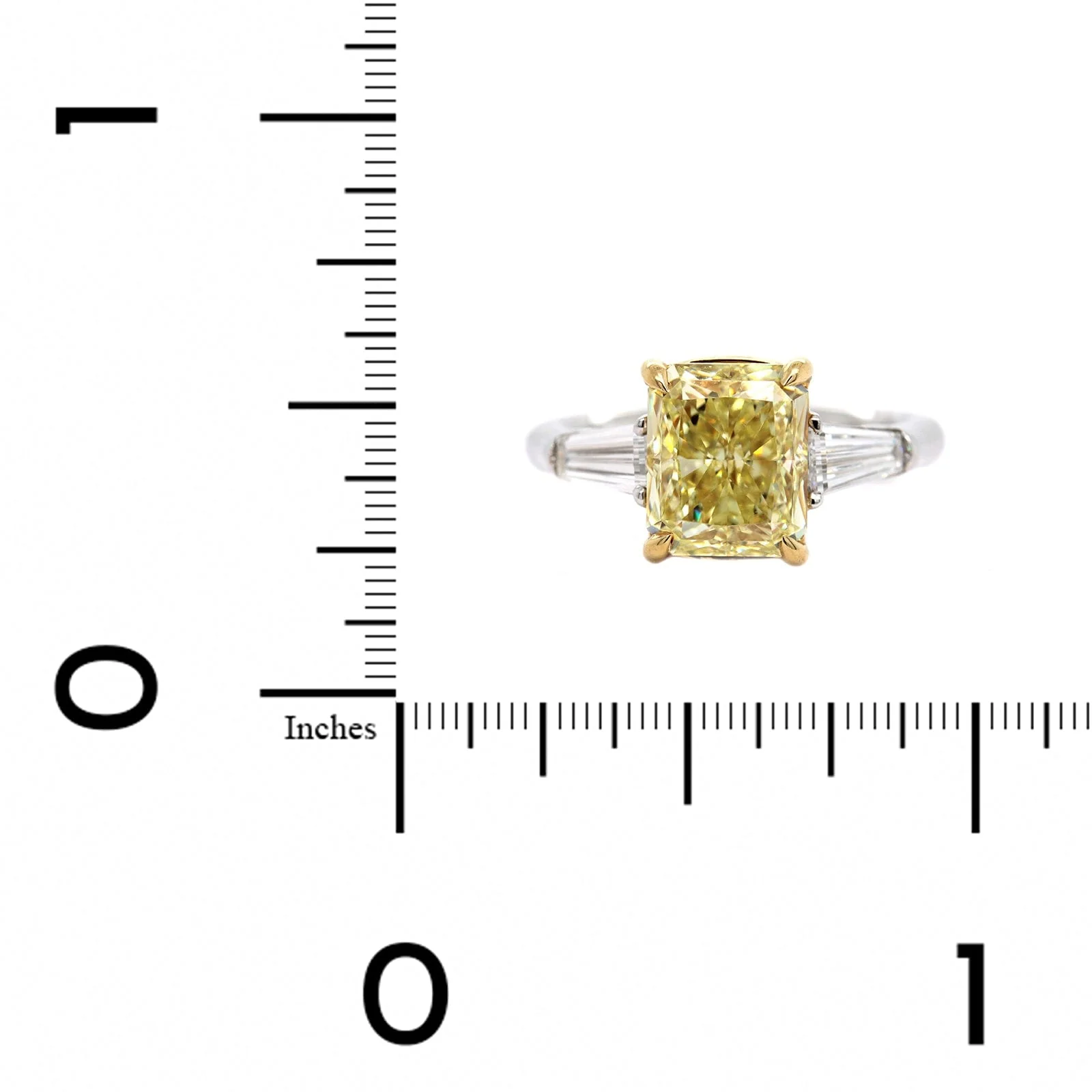 Platinum and 18K Yellow Gold Radiant Cut Diamond Engagement Ring - Image 4