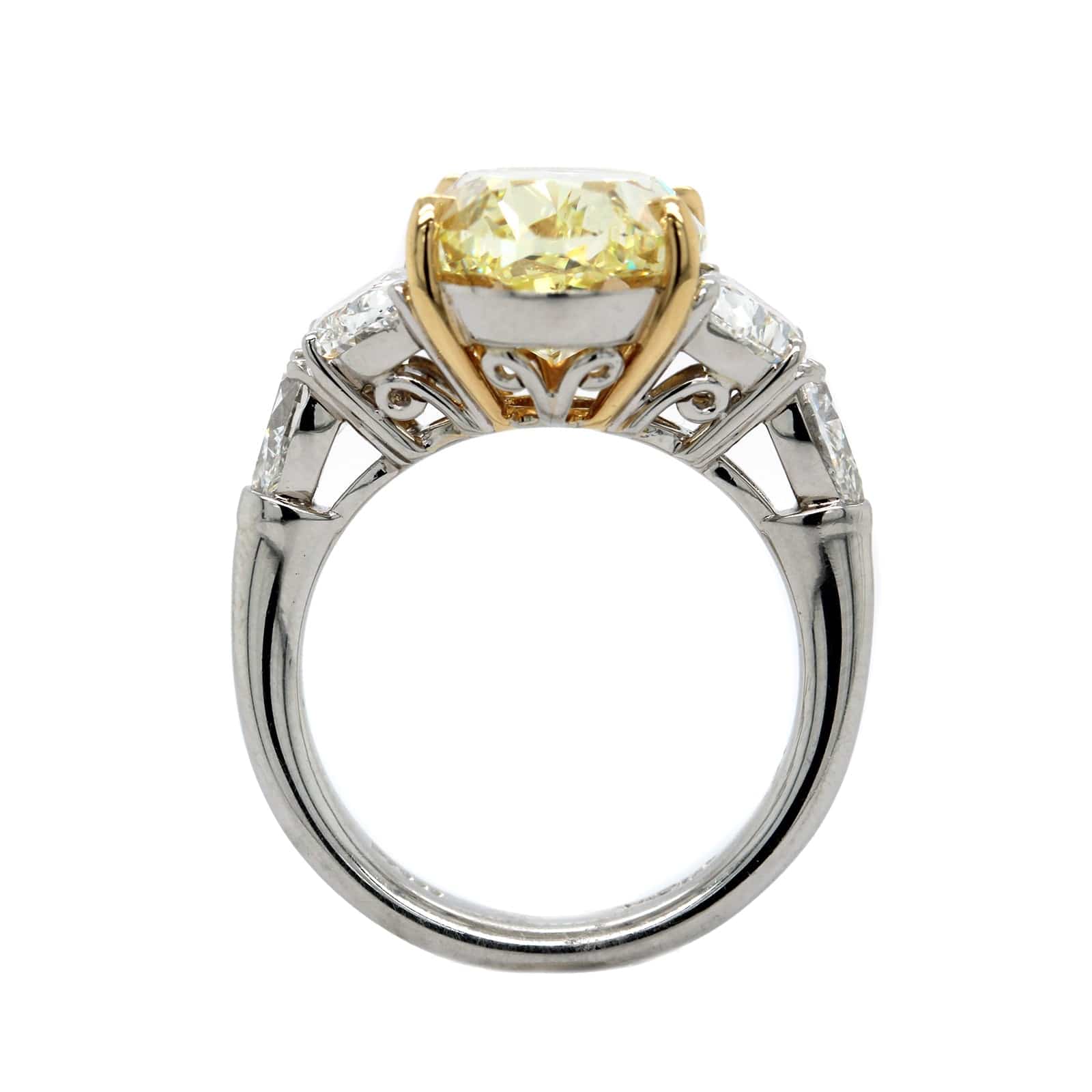 Platinum and 18K Yellow Gold Oval Diamond Engagement Ring - Image 3