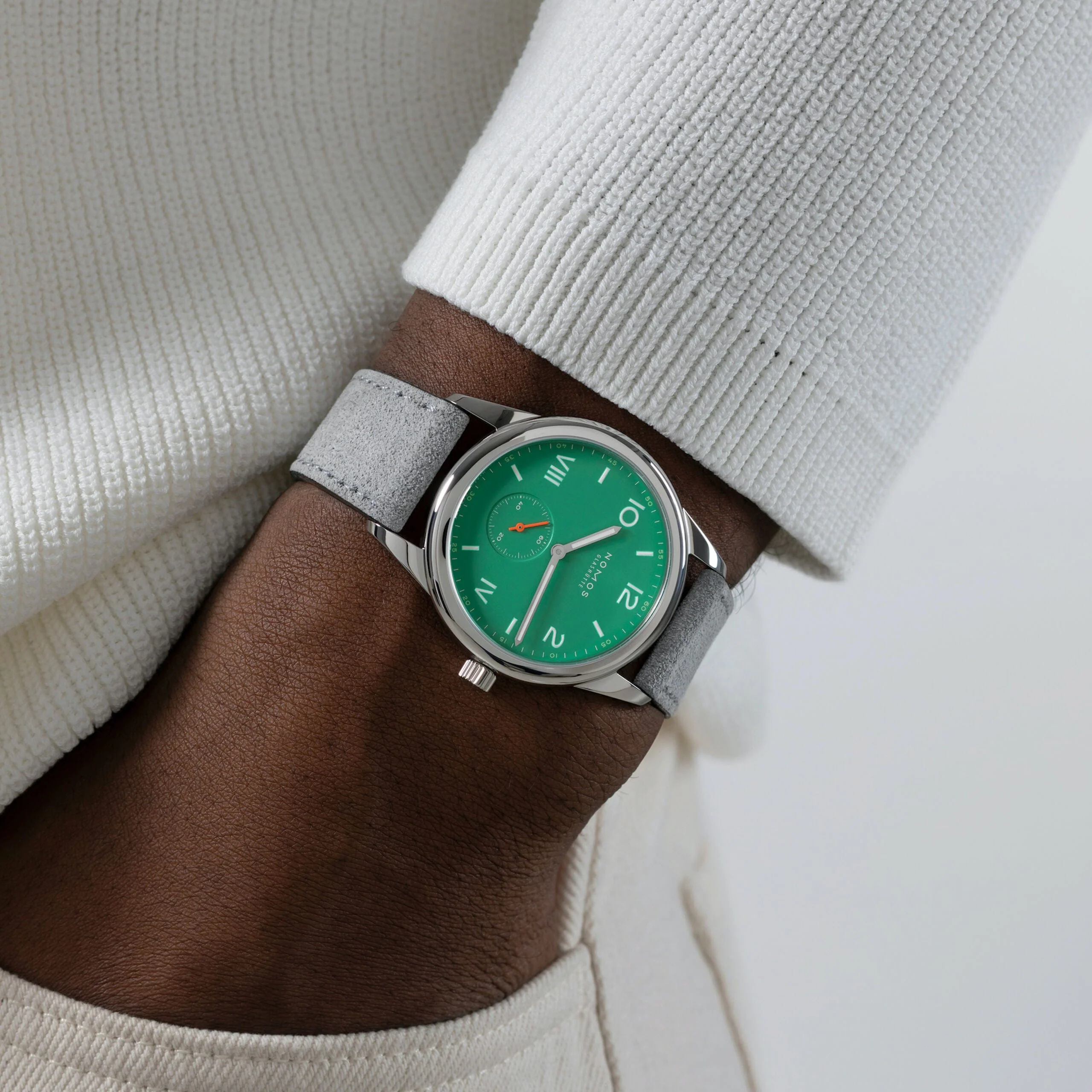 NOMOS Glashütte Club Campus 38 Electric Green 715.GB - Image 2