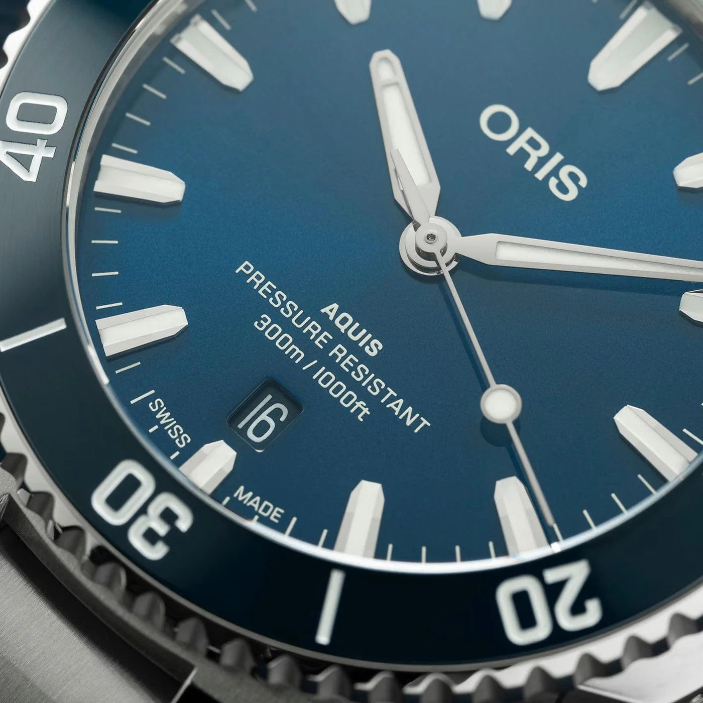 Oris Aquis Date - Image 2