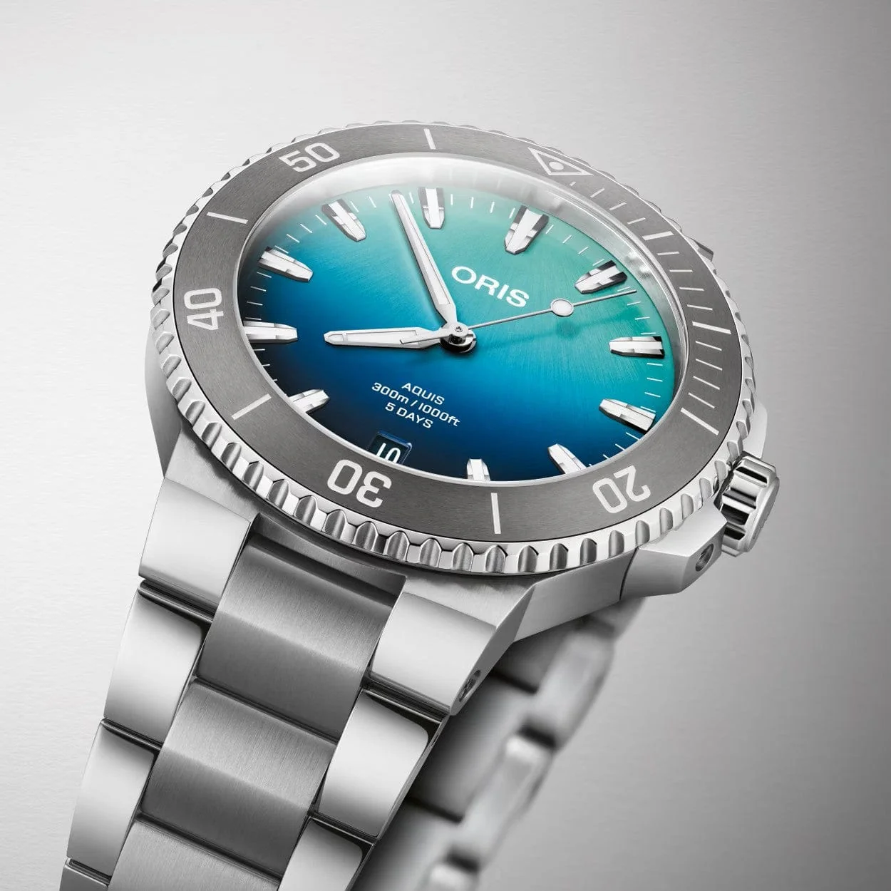 Oris Aquis Date Calibre 400 Great Barrier Reef Limited Edition IV - Image 2