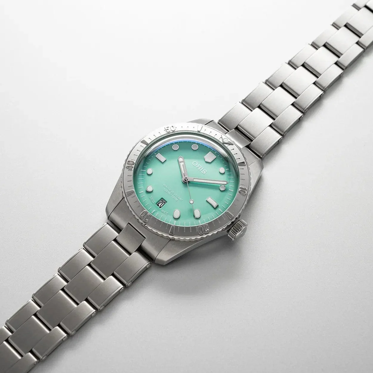 Oris Divers Sixty-Five Cotton Candy - Image 4