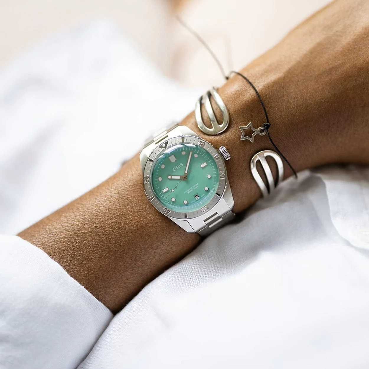Oris Divers Sixty-Five Cotton Candy - Image 5