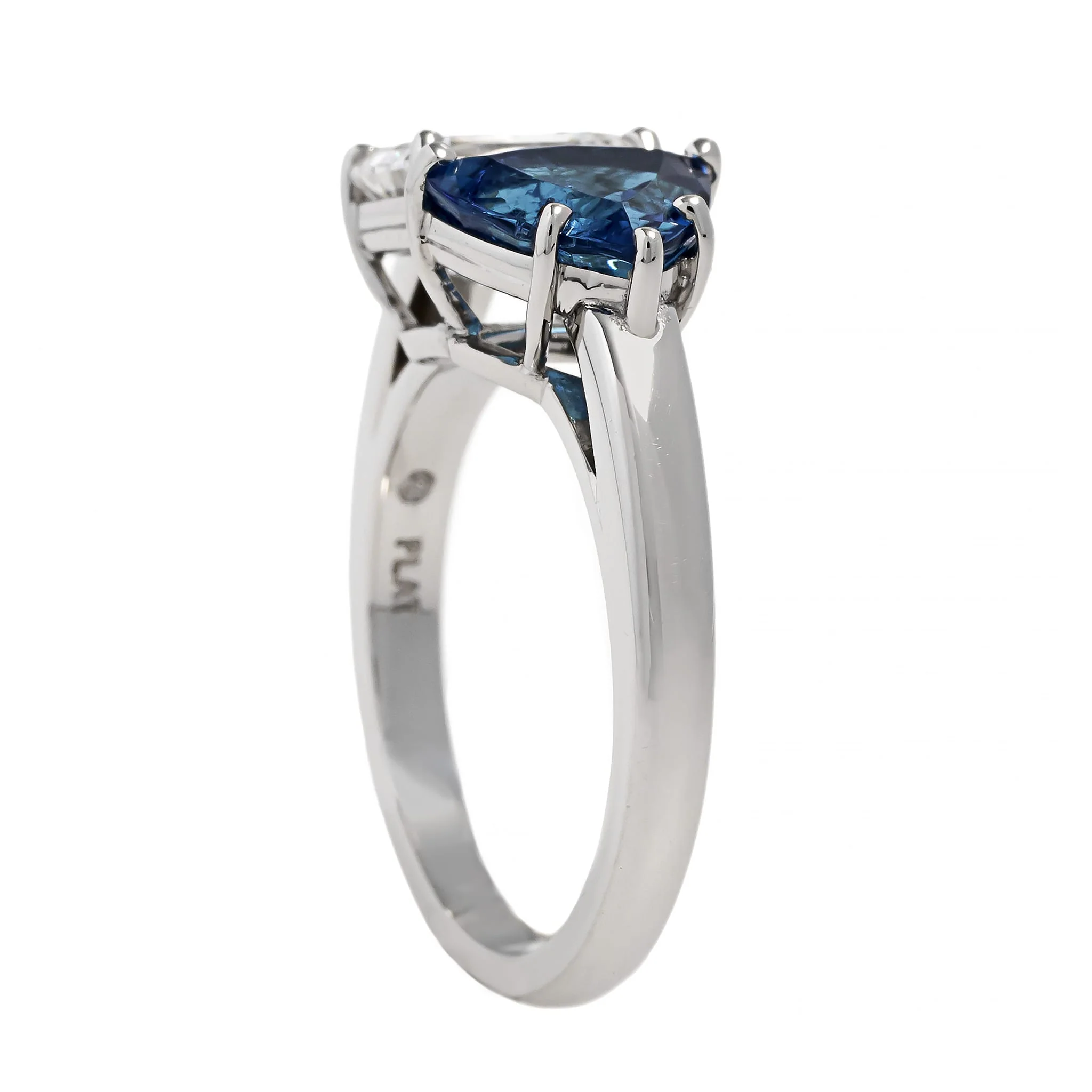 Oscar Heyman Platinum 2 Stone Blue Paraiba and Diamond Ring - Image 2