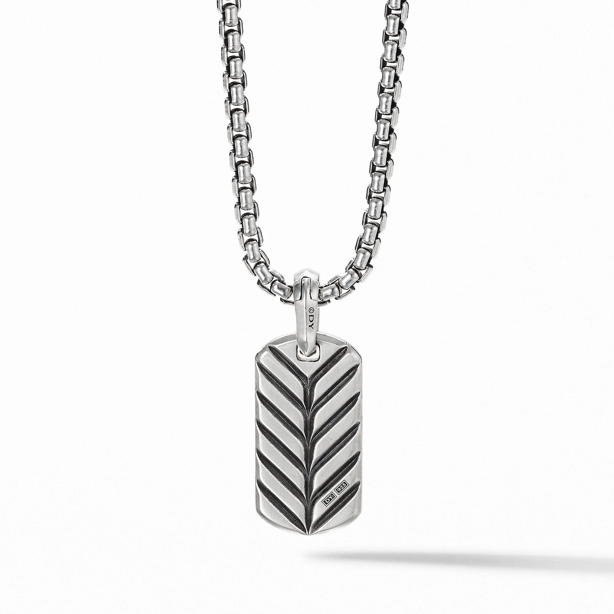 Pavé Diamonds Tag - Image 2
