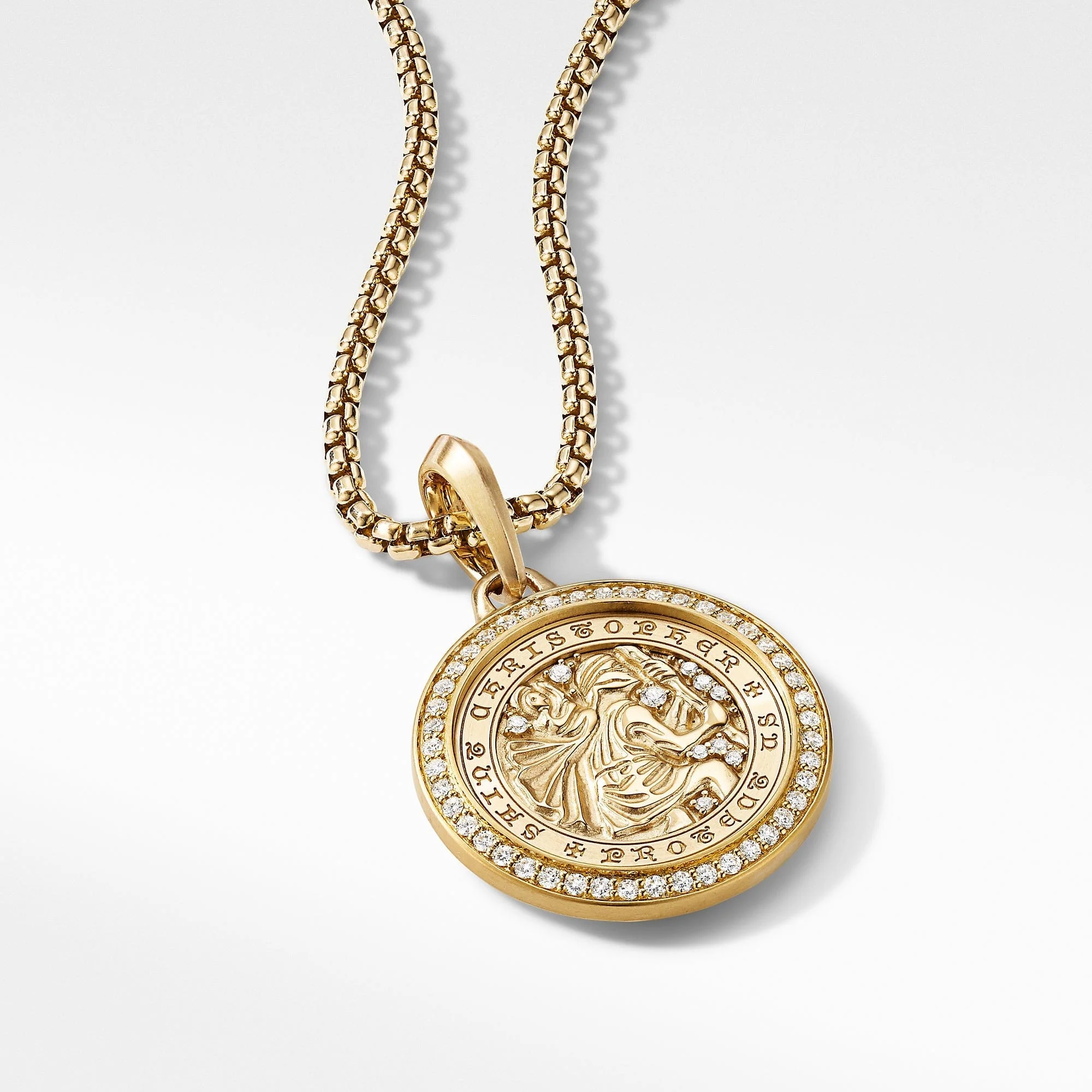 St. Christopher Amulet in 18K Yellow Gold with Pavé Diamonds - Image 2