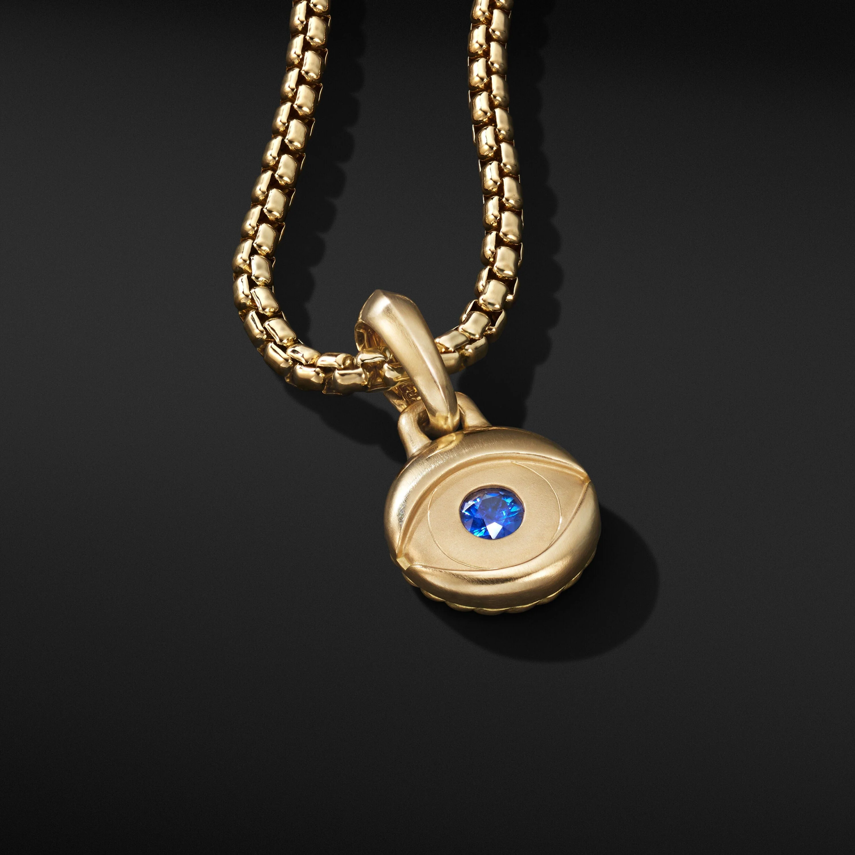 Evil Eye Amulet in 18k Yellow Gold With Blue Sapphire - Image 4