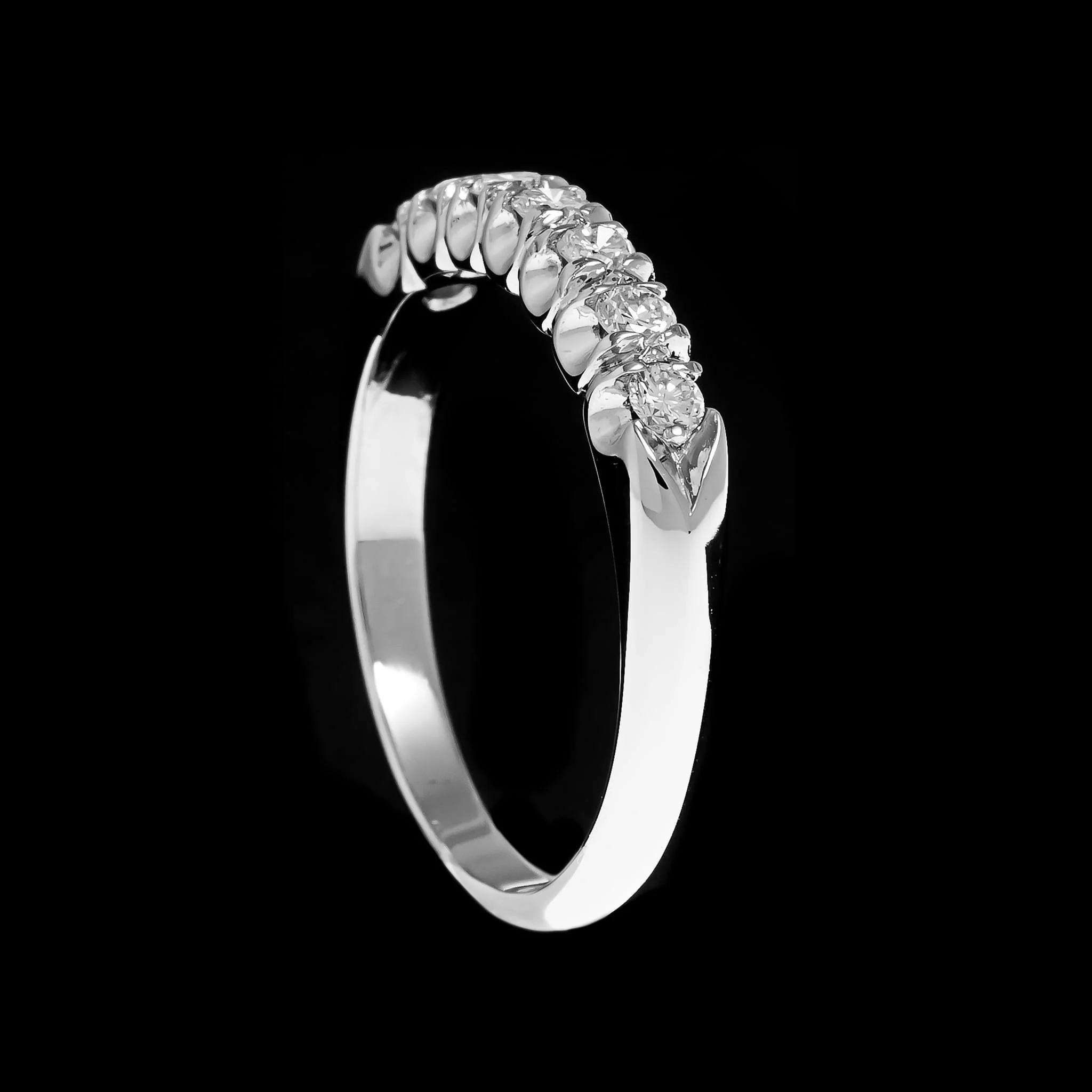 Platinum Estate Diamond Band - Image 2