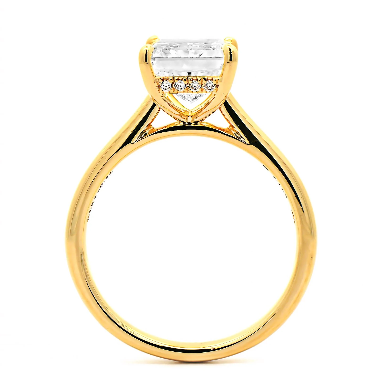 18K Yellow Gold Radiant Cut Diamond Engagement Ring - Image 3