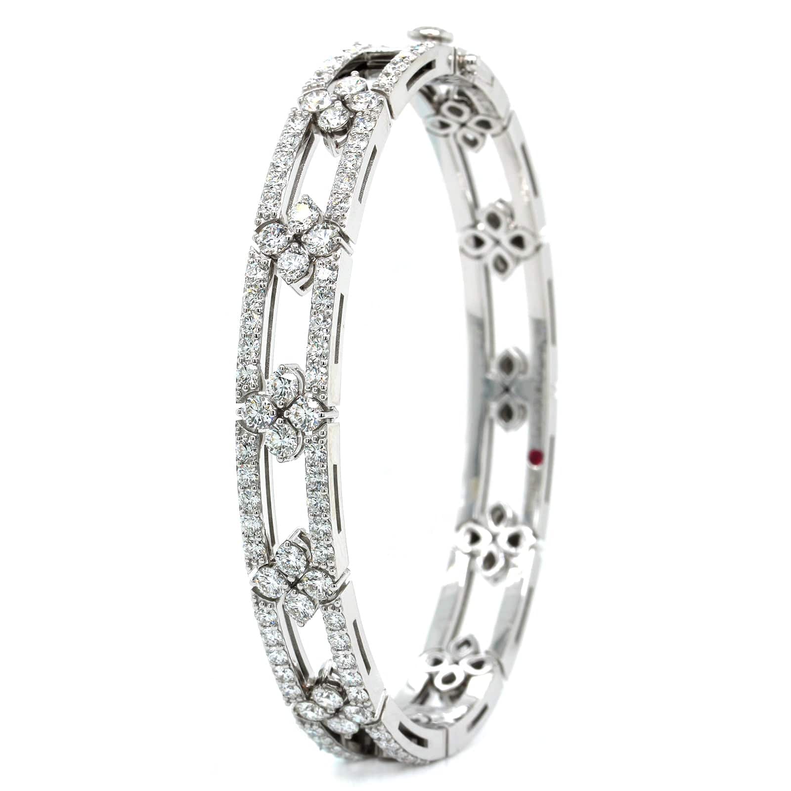 Roberto Coin 18K White Gold "Love In Verona" Diamond Bangle - Image 2