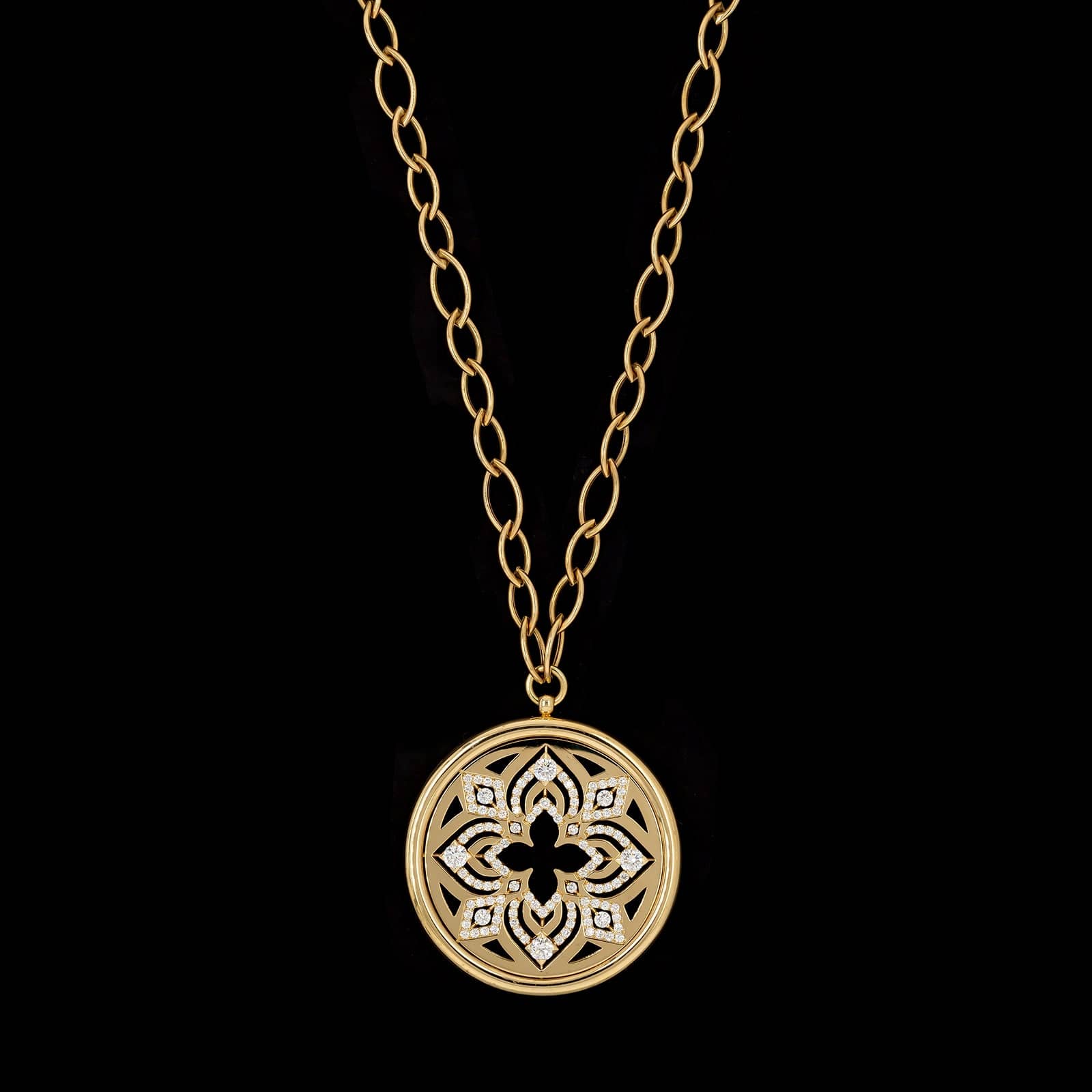 Roberto Coin 18K Yellow Gold Estate Diamond Arabesque Flower Medallion Pendant Necklace&nbsp;