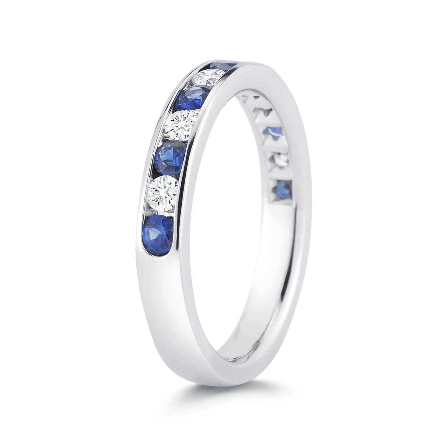 18K White Gold Sapphire and Diamond Wedding Ring - Image 3