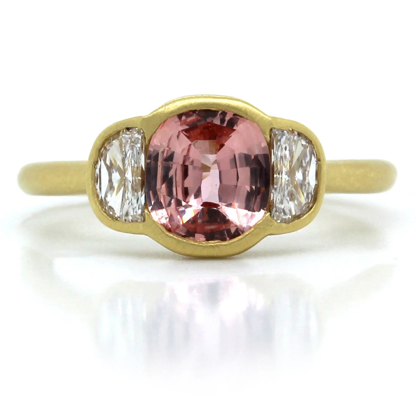 18K Yellow Gold Padparadscha Sapphire Diamond Ring - Image 4
