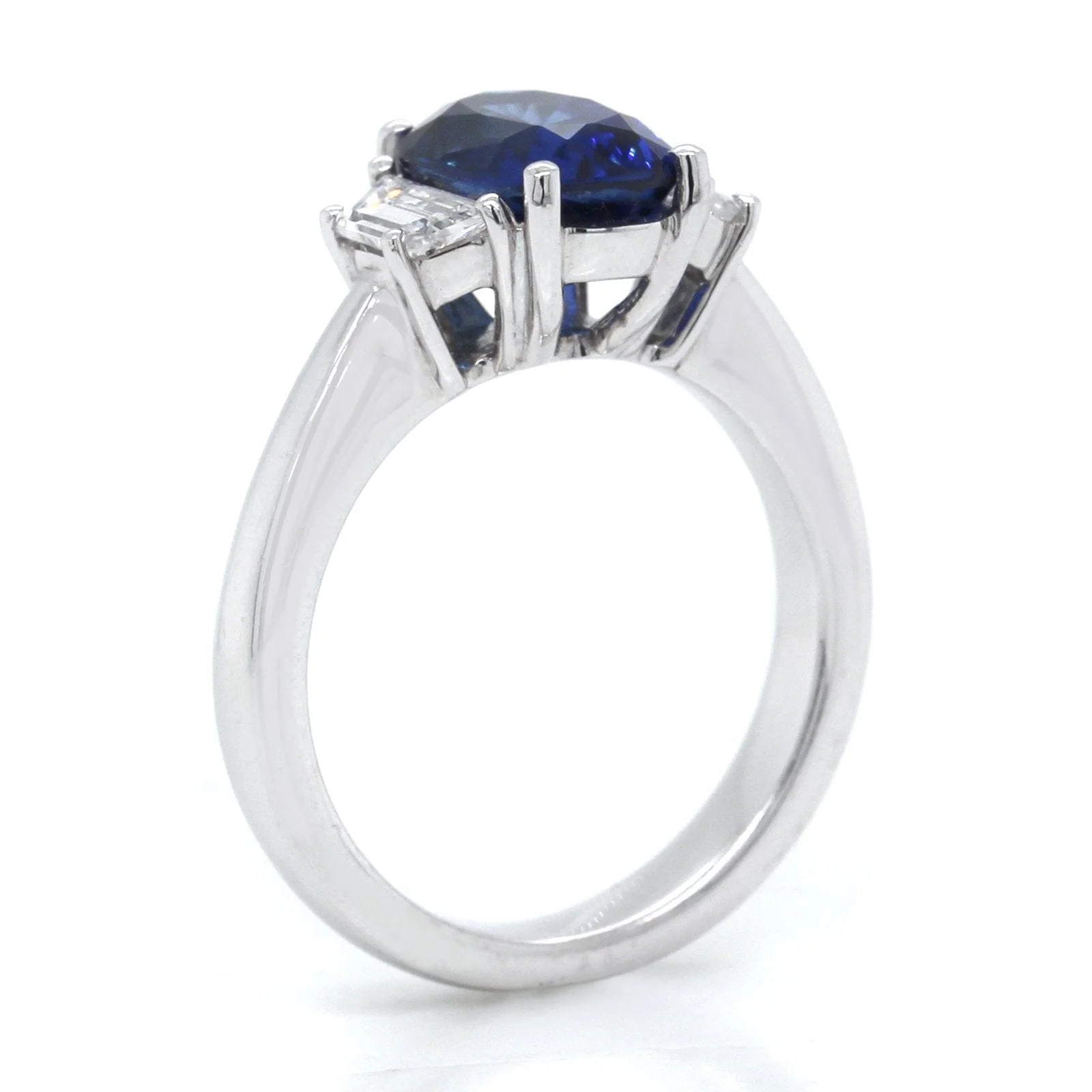 Platinum Oval Sapphire with Diamond Ring - Image 2
