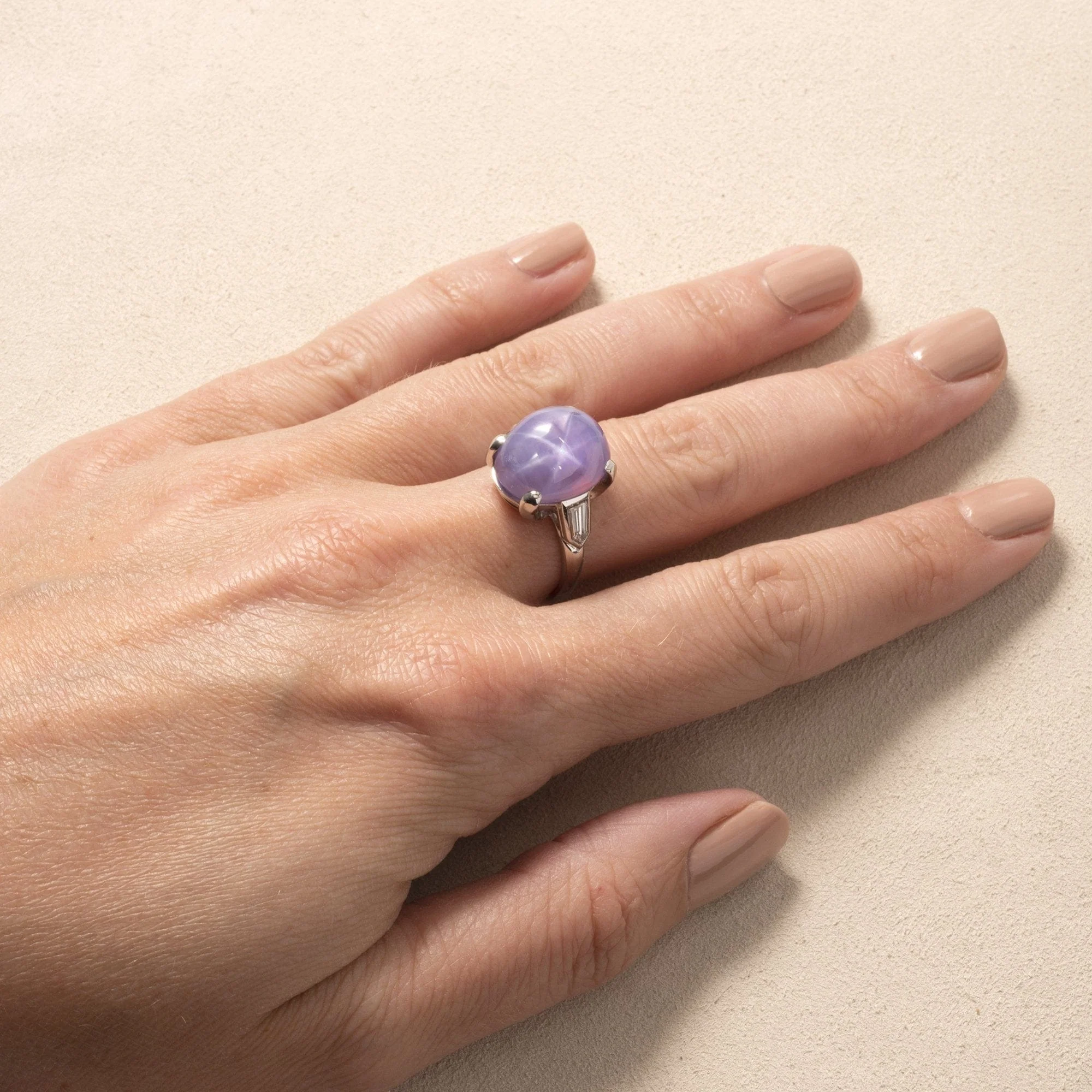 Oscar Heyman Platinum Star Sapphire and Diamond 3 Stone Ring - Image 2