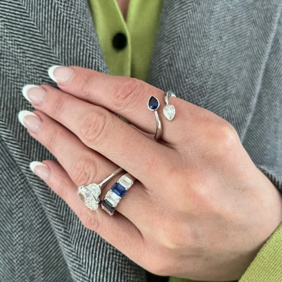18K White Gold Bypass Sapphire and Diamond Ring - Image 2