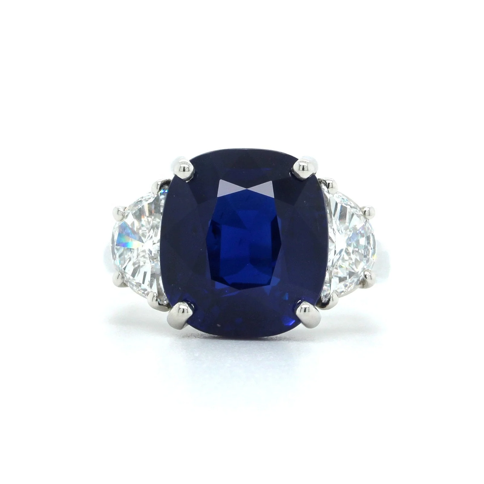 Oscar Heyman Platinum 3 Stone Sapphire and Diamond Ring - Image 4