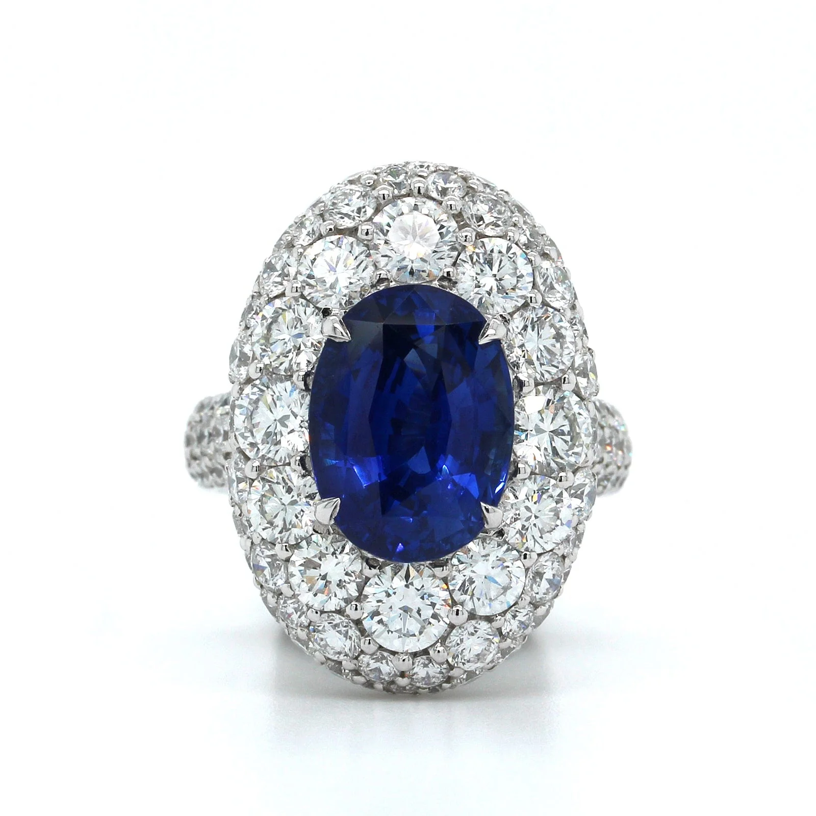 18K White Gold Oval Sapphire Diamond Ring - Image 4