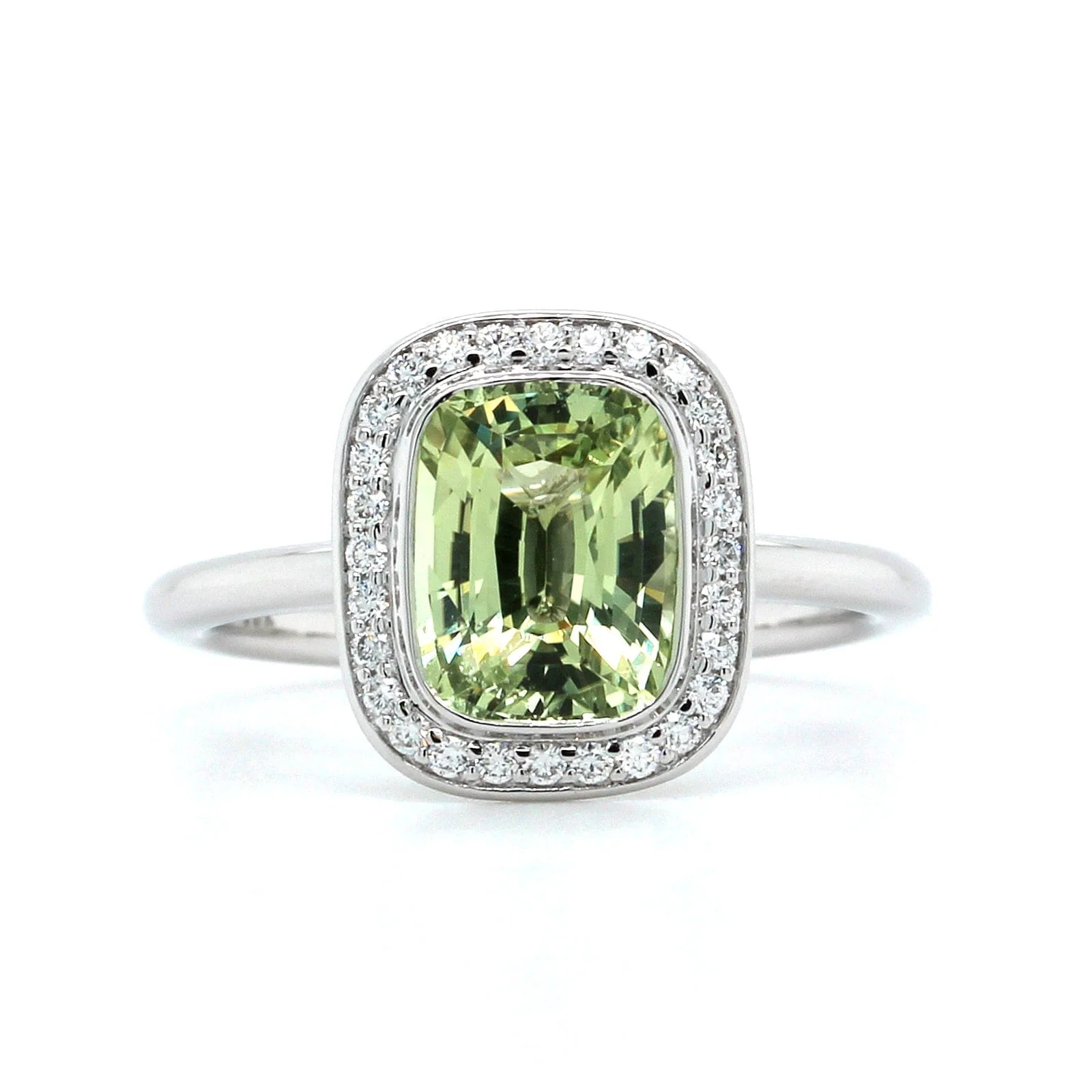 18K White Gold Green Sapphire Diamond Halo Ring - Image 4