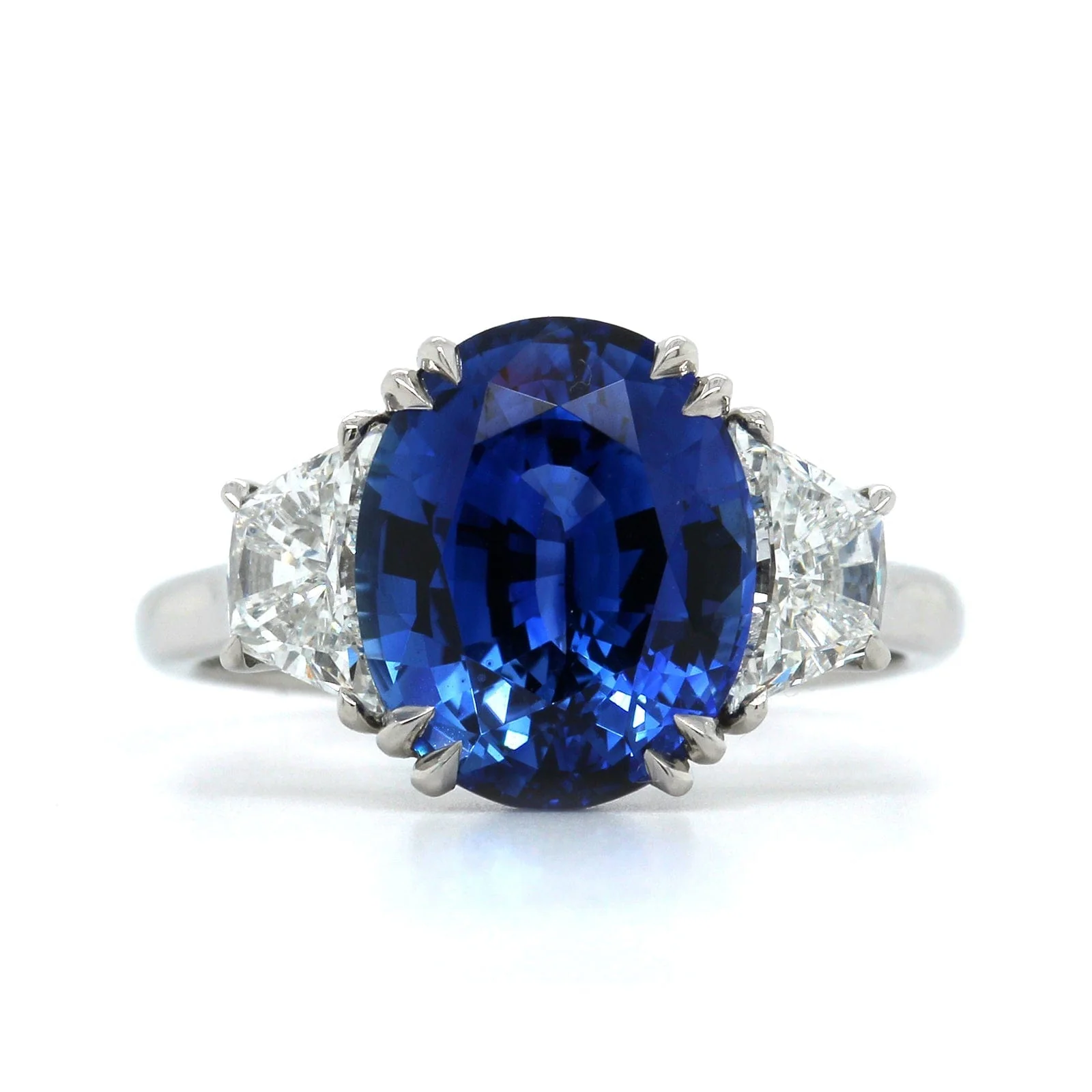 Platinum Sapphire and Trapezoid Diamond 3 Stone Ring - Image 4