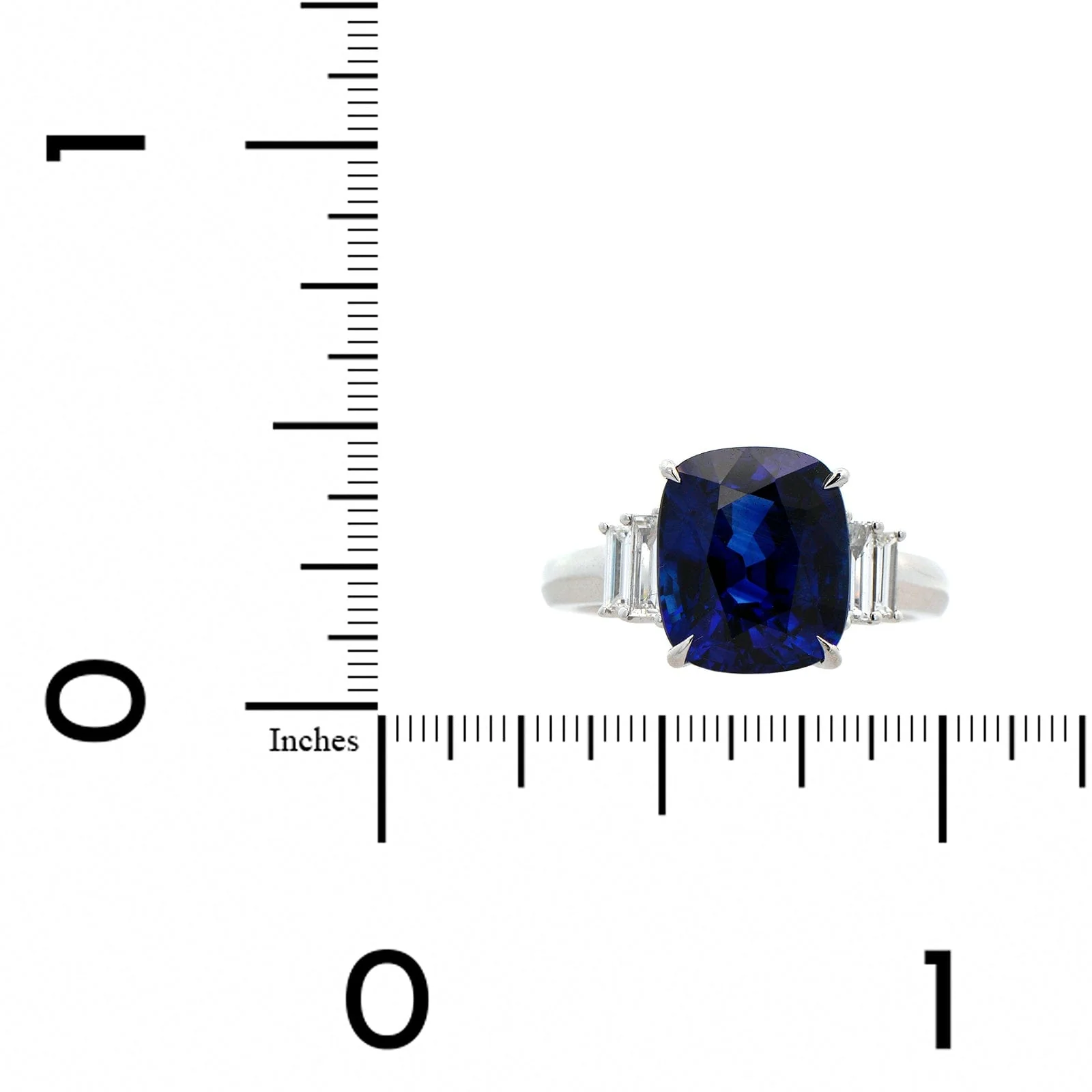 18K White Gold Cushion Cut Sapphire and Diamond Ring - Image 3