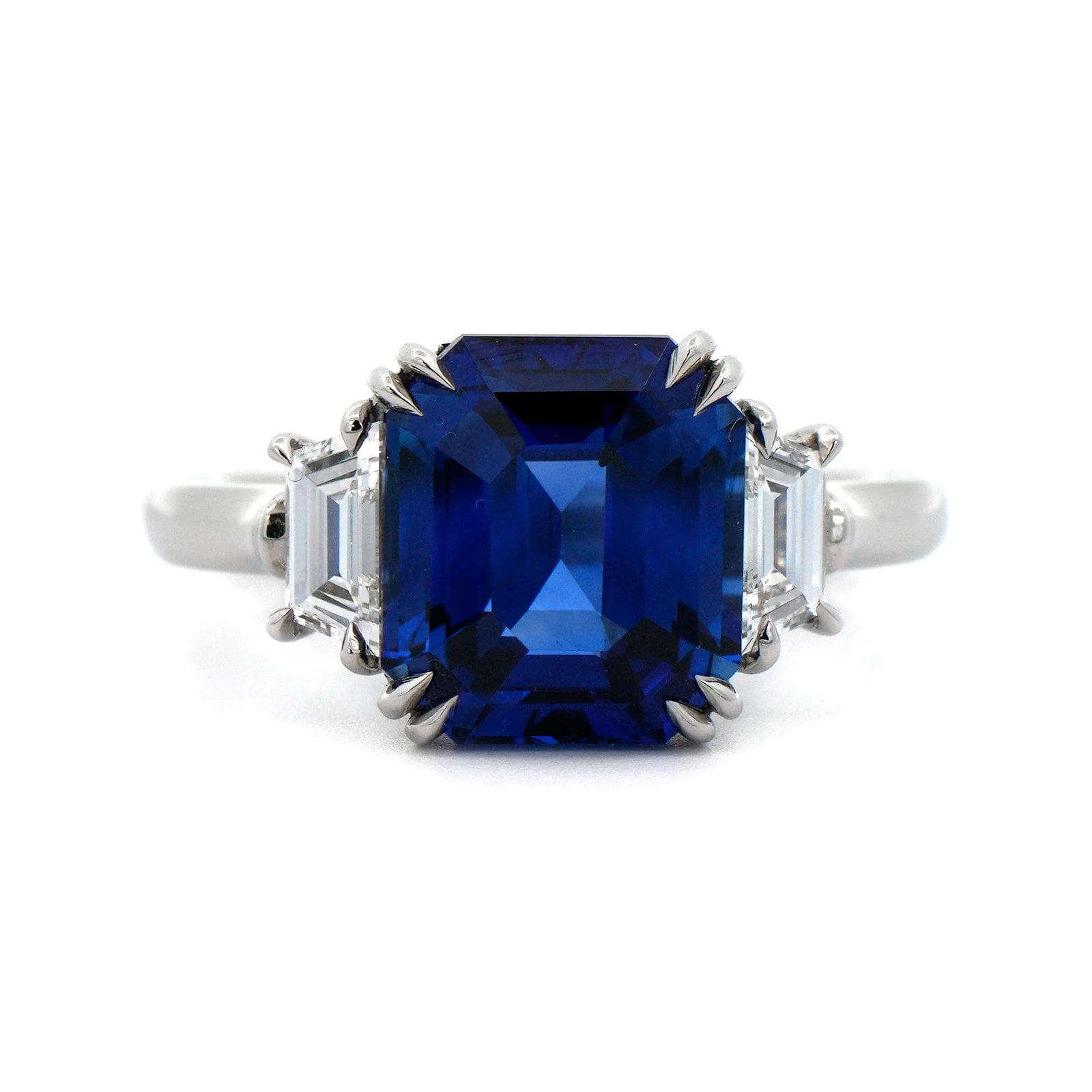 Platinum 3 Stone Blue Sapphire and Trapezoid Diamond Ring - Image 4