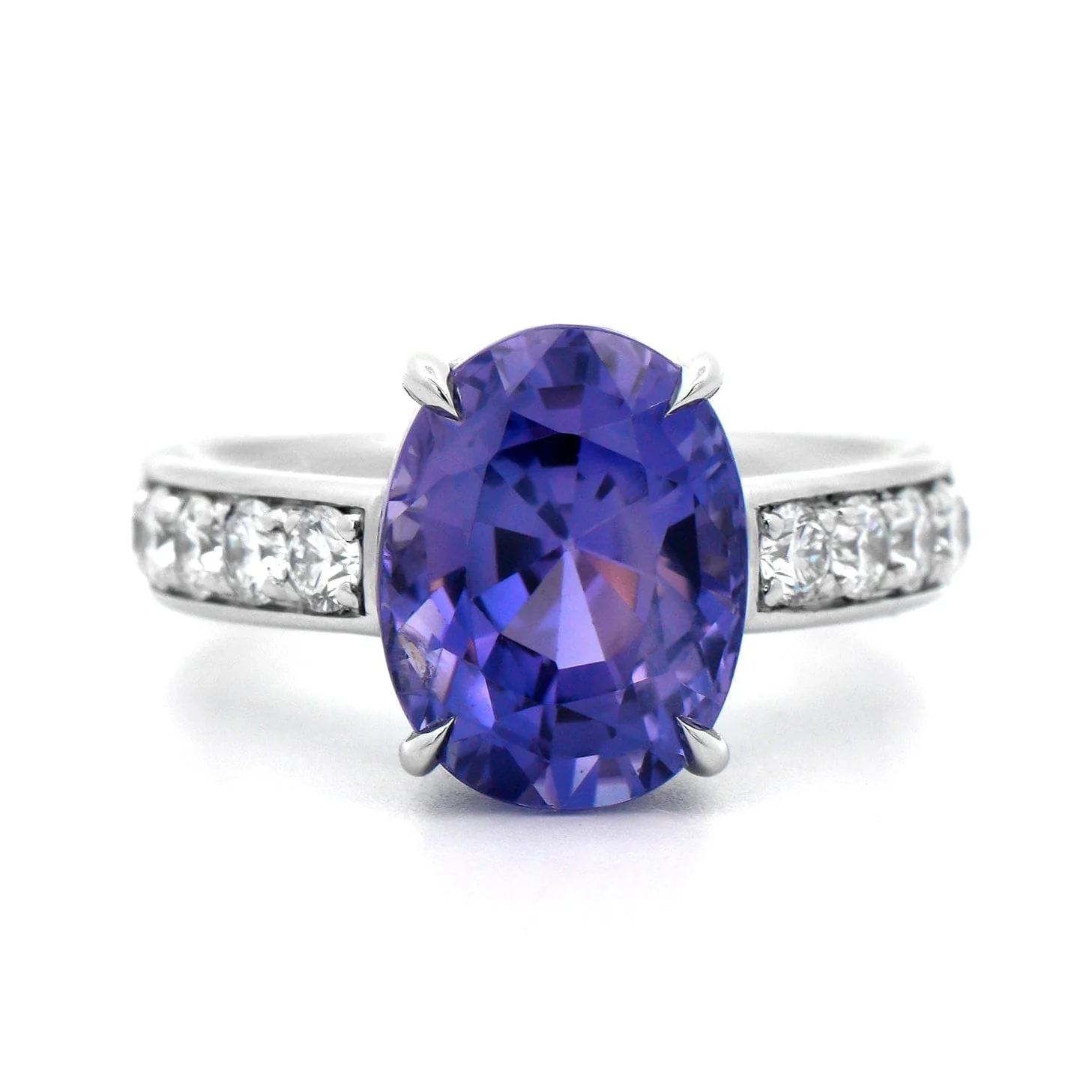 18K White Gold Oval Sapphire and Diamond Ring