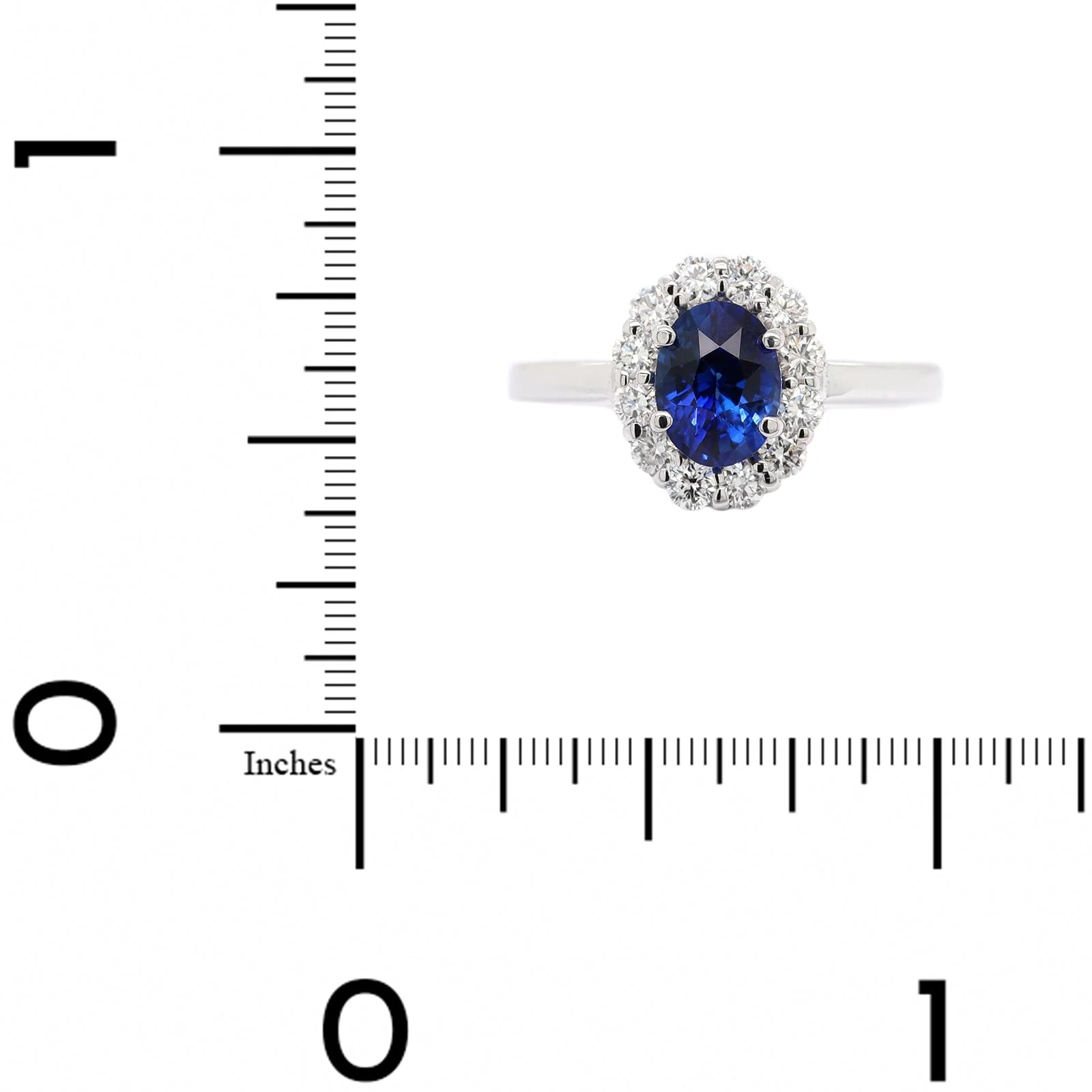 18K White Gold Oval Sapphire and Diamond Halo Ring - Image 4